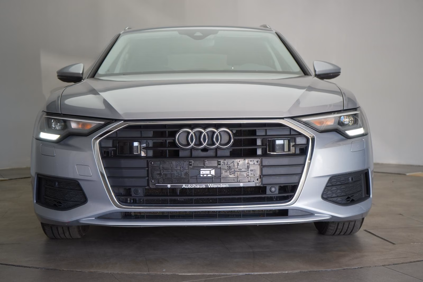 (B-466) Audi A6 Avant 40 TDI S tronic Navi/ACC/Lane/AHK - Image 2