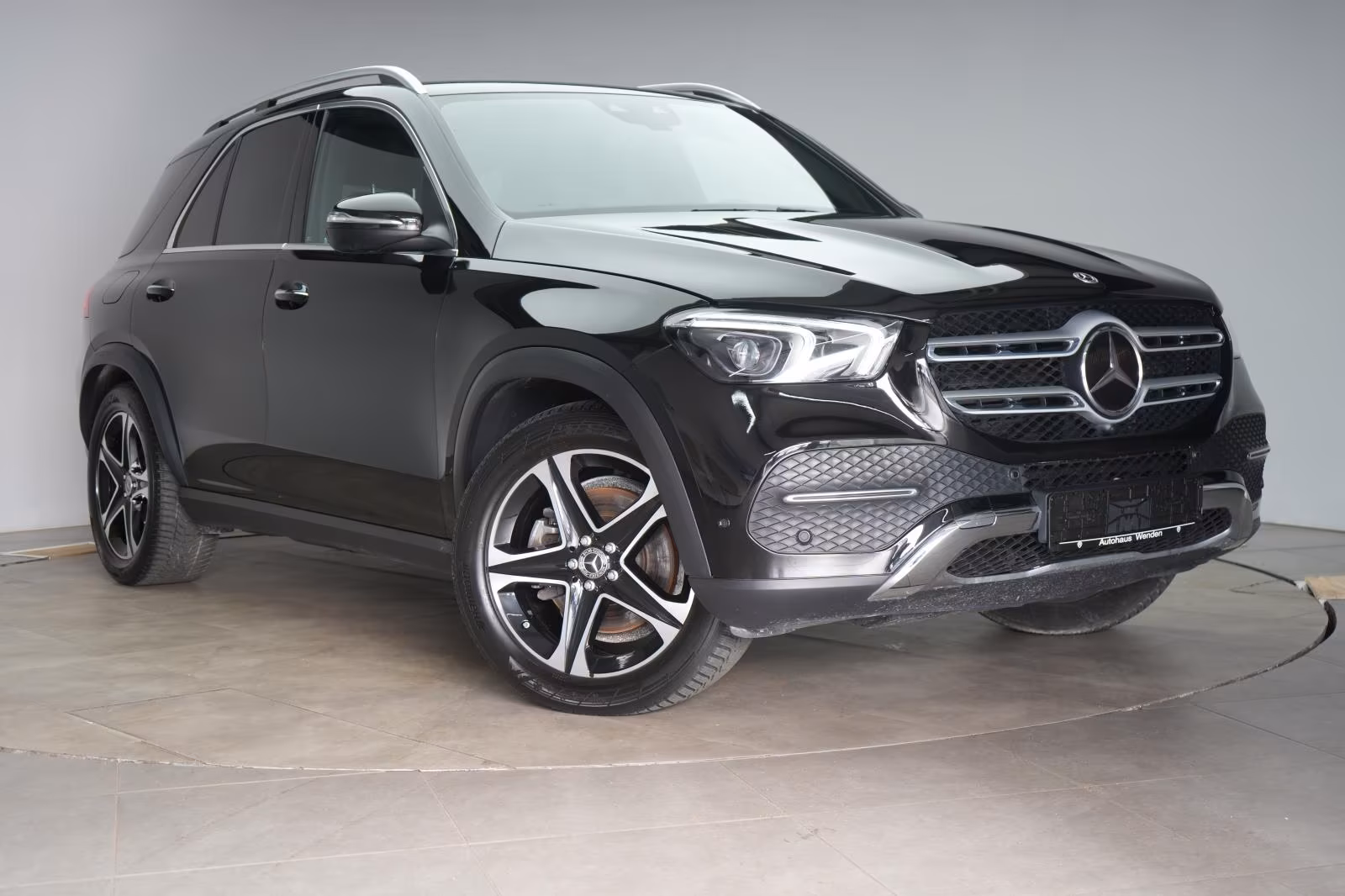 (B-732) Mercedes-Benz GLE 300 d 4Matic 9G-Tronic - Image 1