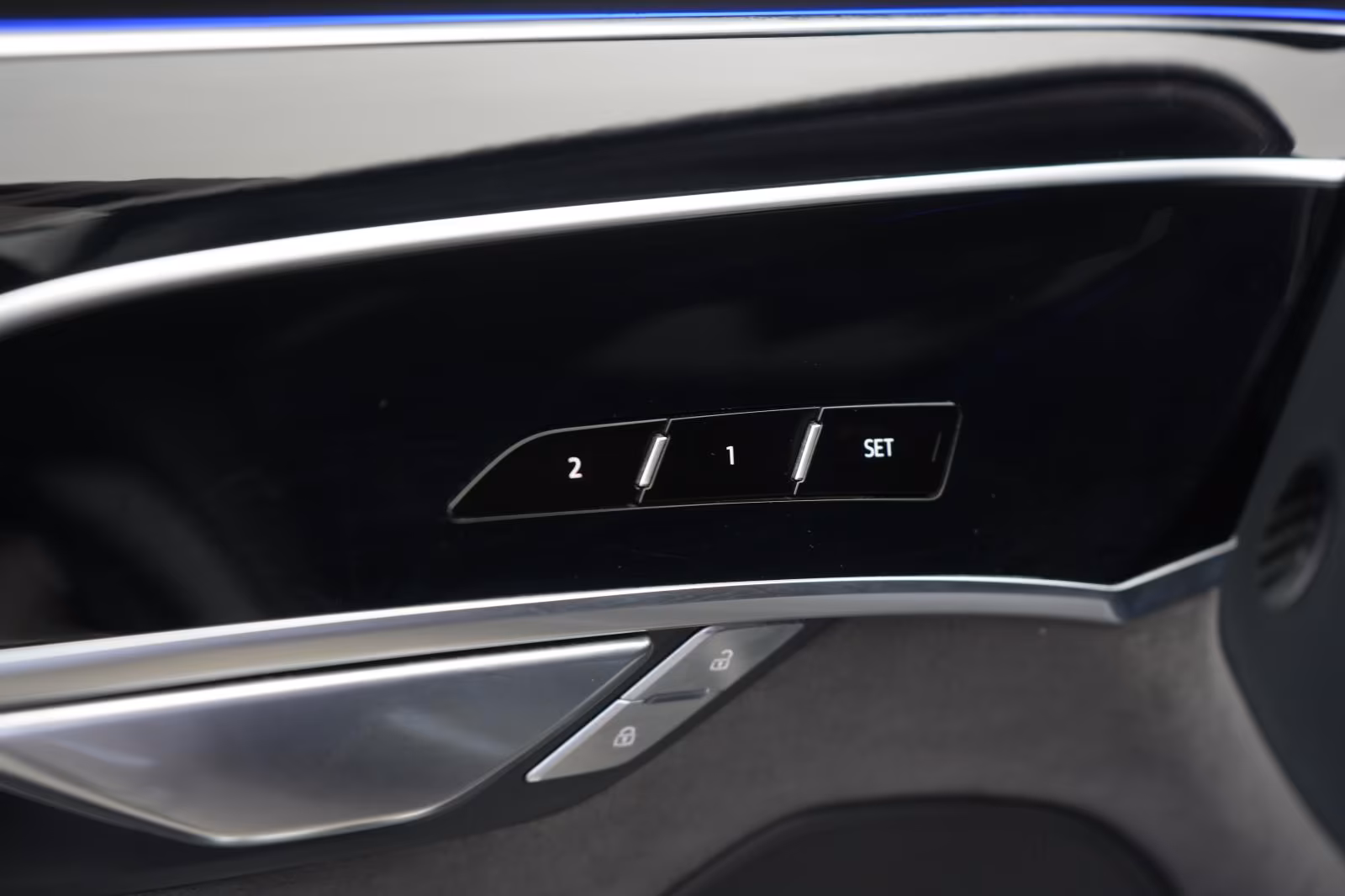 (B-307) Audi A8 60 TFSI e quattro tiptronic Leder/ACC/Kamera/ - Image 25