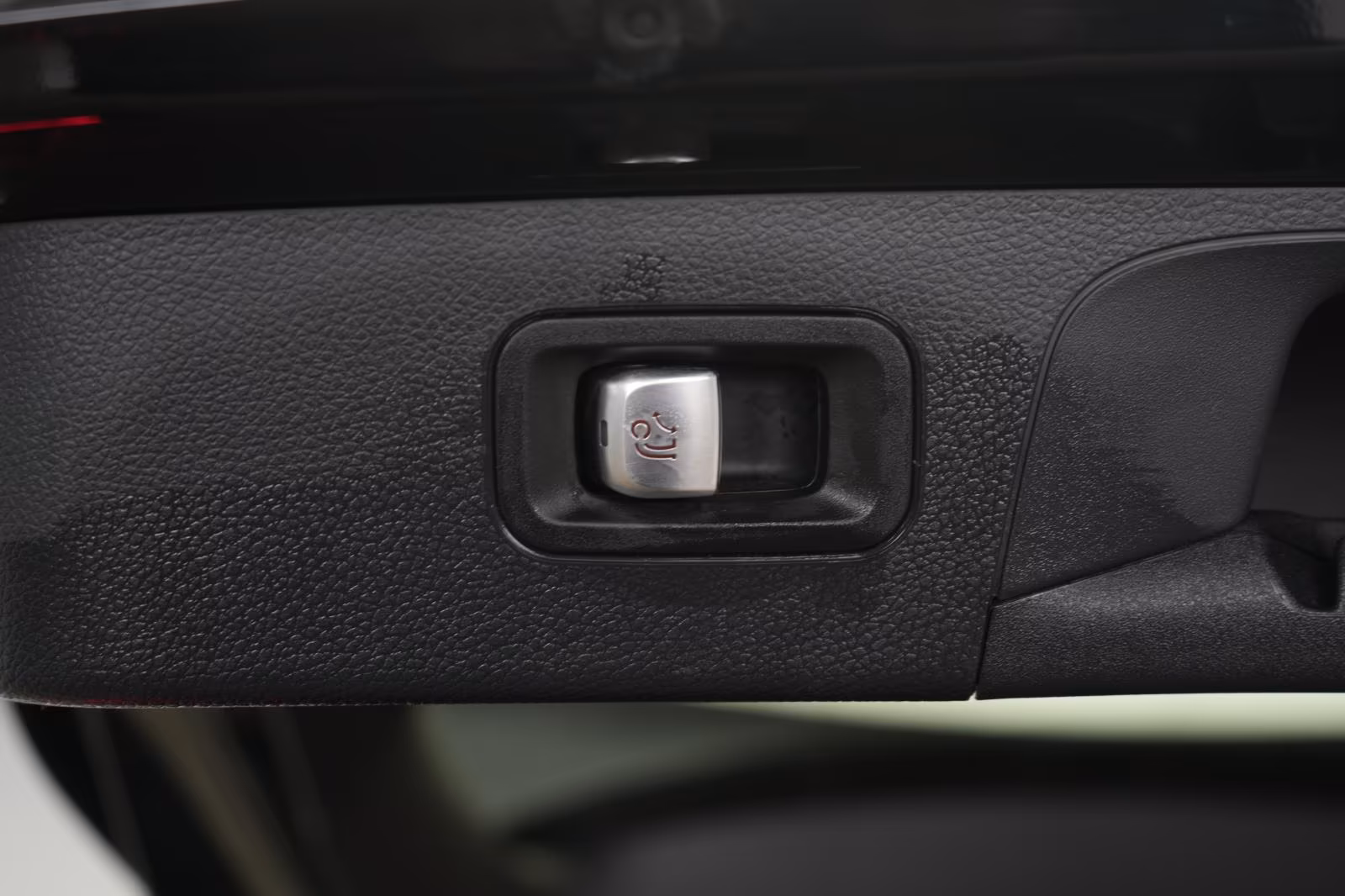 (B-739) Mercedes-Benz GLC 300 d 4Matic 9G-Tronic AMG Distronic/Kam - Image 23