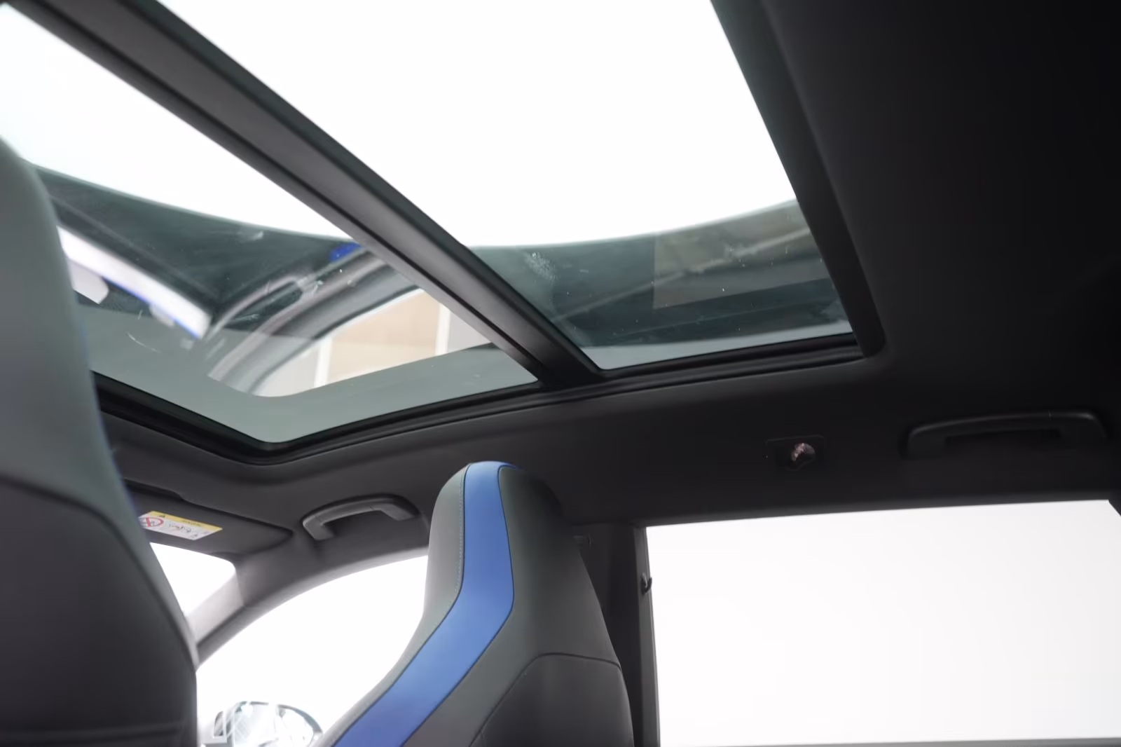 (B-291) Volkswagen Arteon Shooting Brake R 2.0 TSI 4Motion DSG ACC/ - Image 12