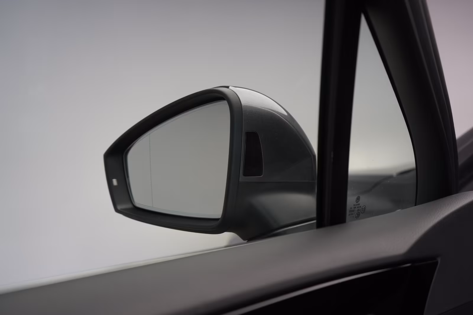 (B-411) Volkswagen Touareg 3.0 V6 TDI 4Motion R-Line Leder/ACC/Kame - Image 25