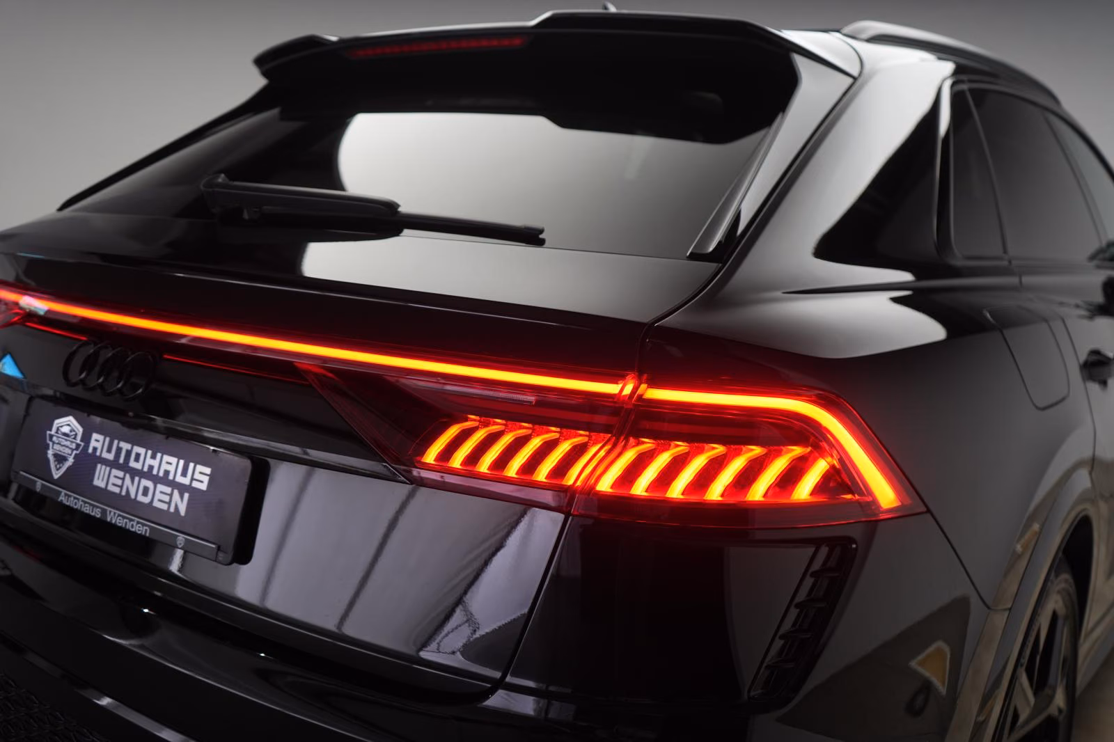(B-608) Audi RSQ8 TFSI quattro tiptronic Leder/HUD/Pano/B&O/C - Image 26