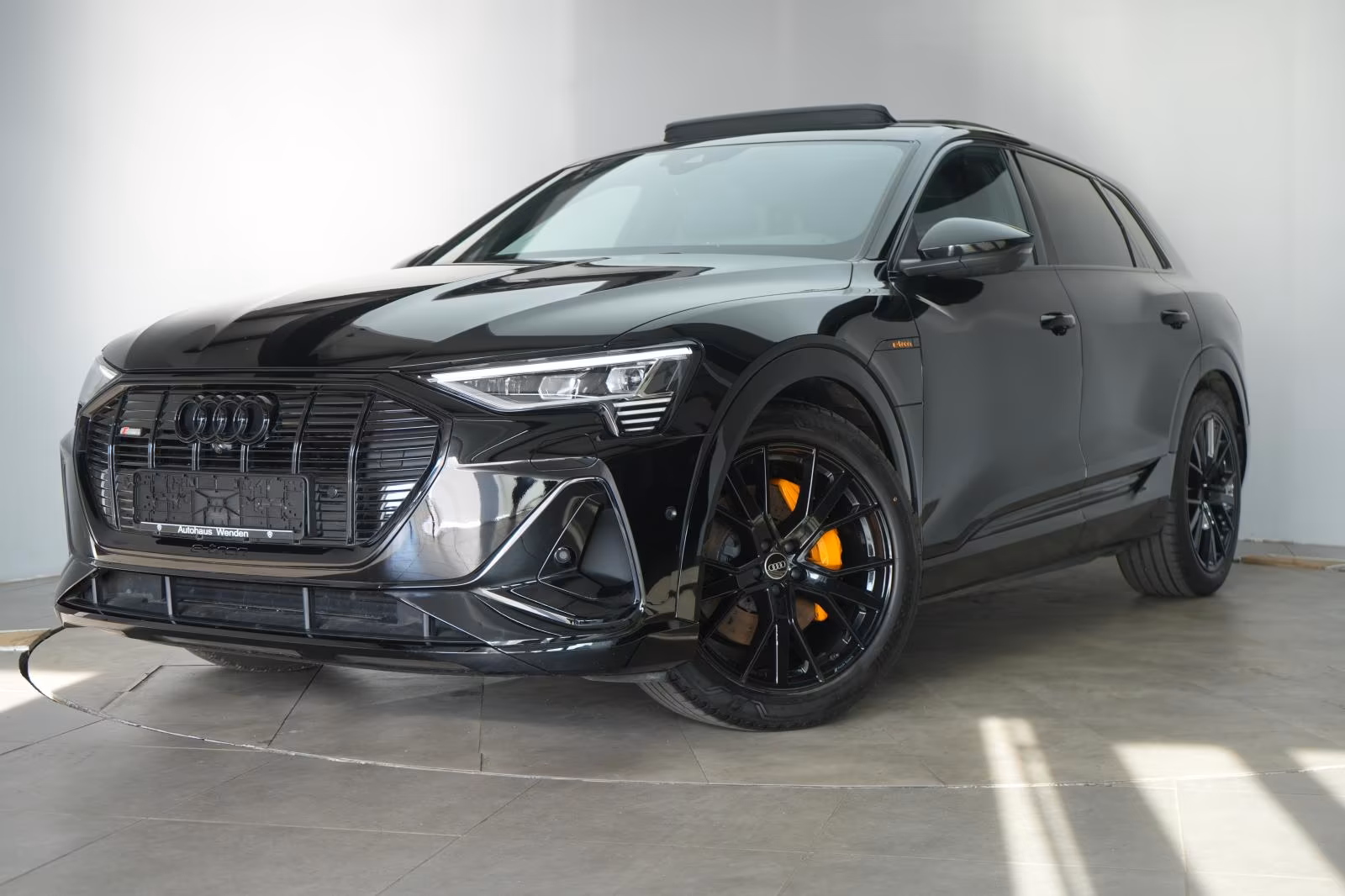 (B-373) Audi e-tron 55 quattro S line ACC/Kamera/Virtual/Pano - Image 3
