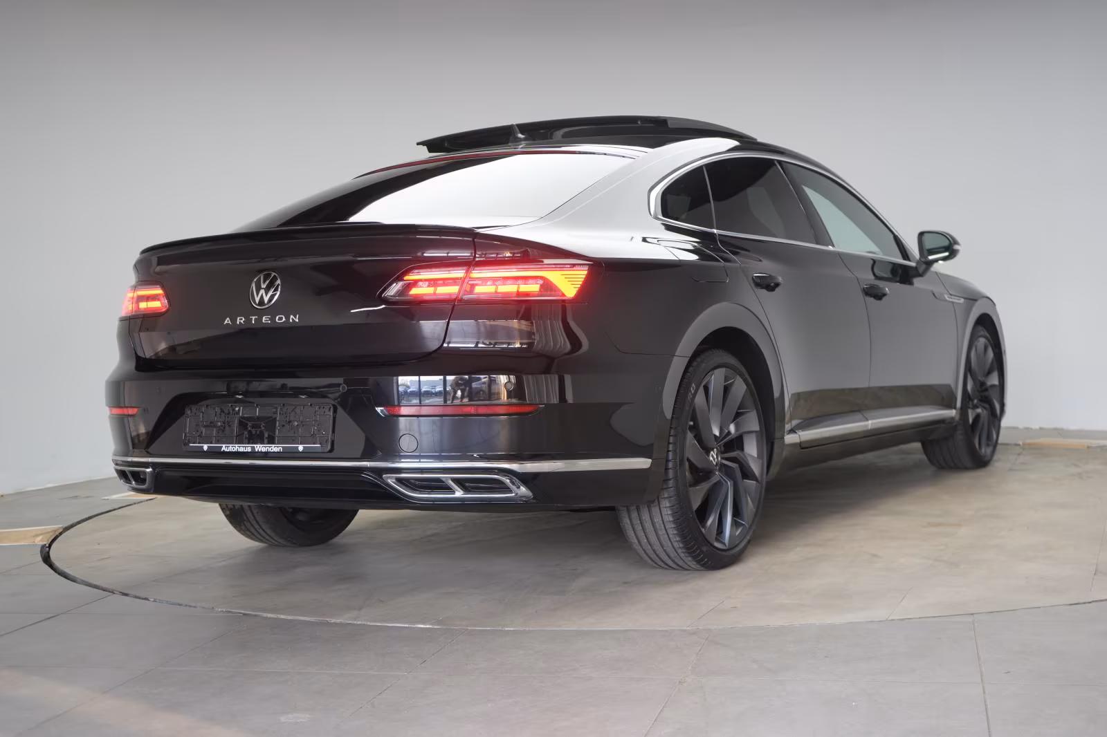 (B-546) Volkswagen Arteon 2.0 TDI 4Motion DSG R line Navi/Lede - Image 5