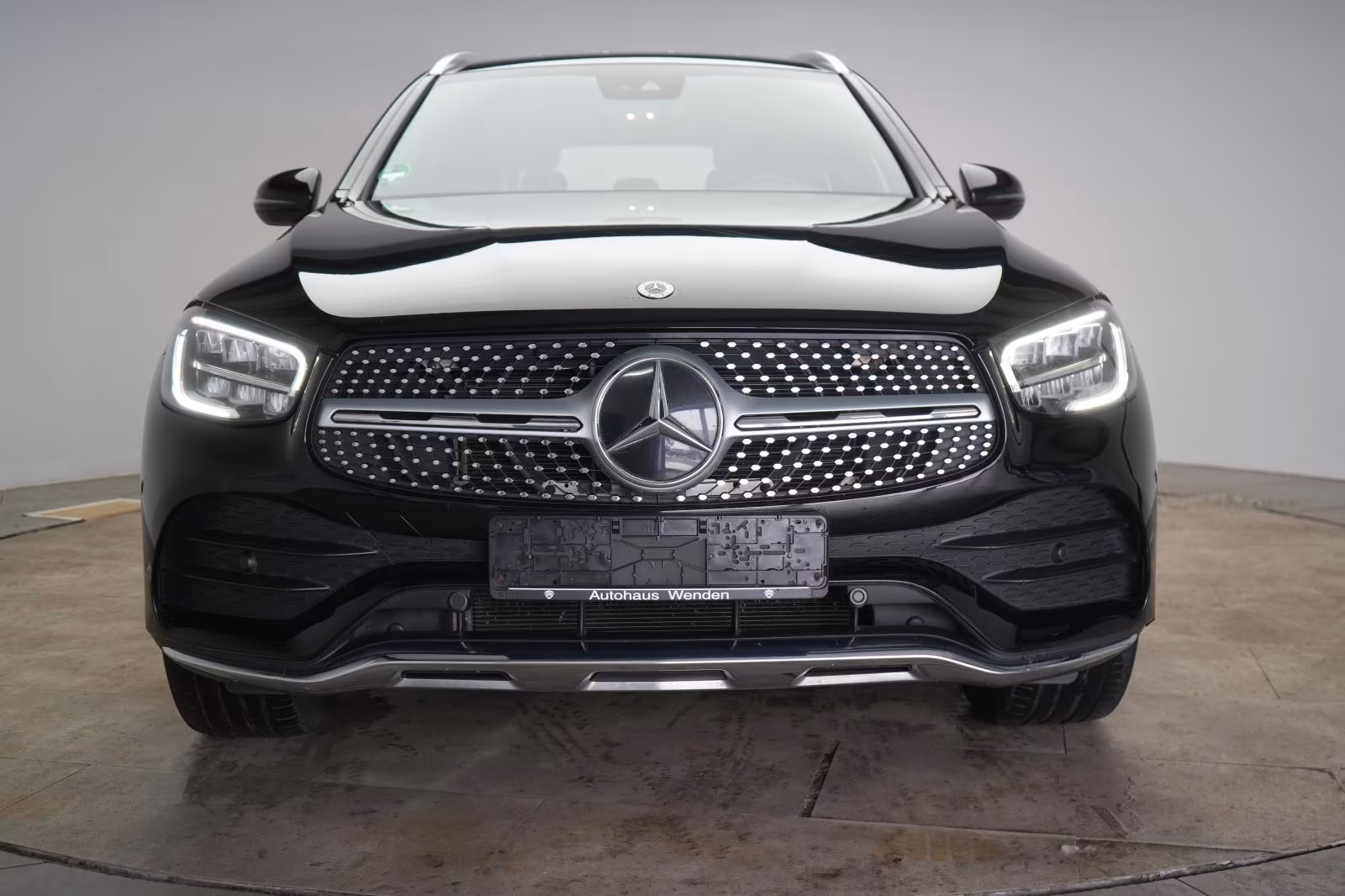 (B-717) Mercedes-Benz GLC 300 d 4Matic 9G-Tronic AMG Temp/Kamera - Image 2