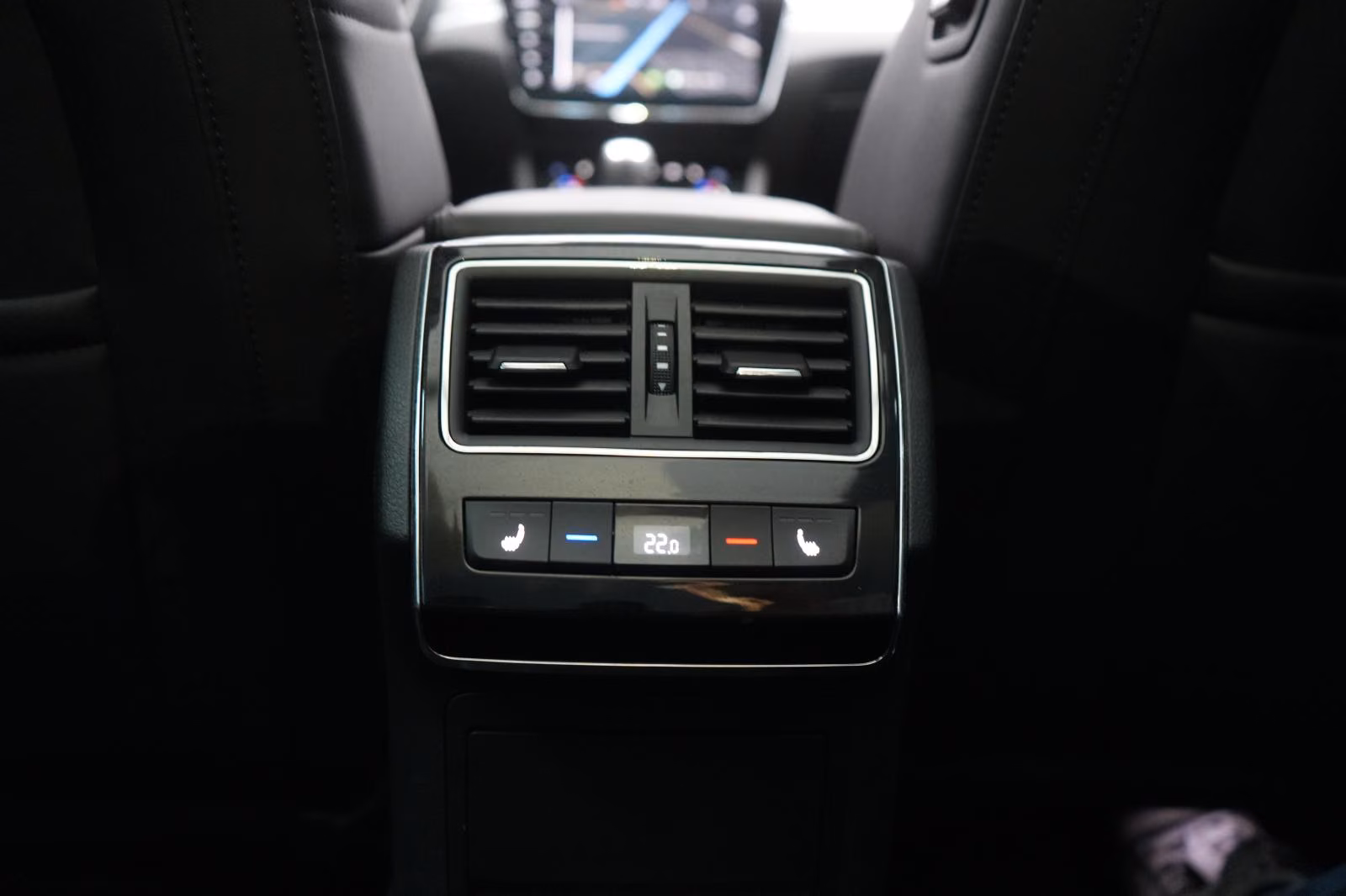 (B-612) Skoda Superb 2.0 TDI DSG ACC/Kamera/Pano/Virtual/Lane - Image 18