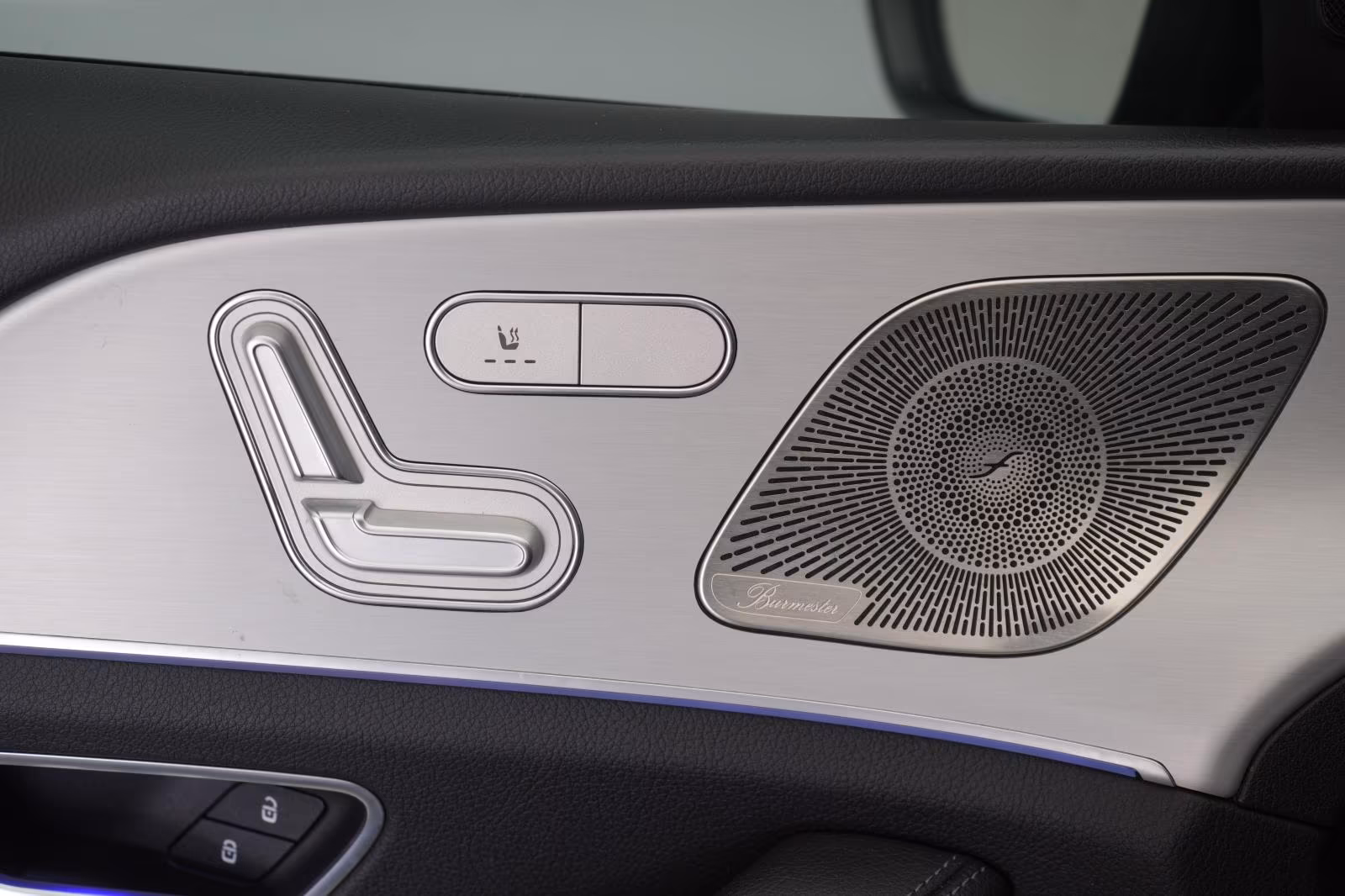 (B-563) Mercedes-Benz(Hybrid) GLE 350 e 4Matic 9G-Tronic AMG Line AHK/Burm - Image 22