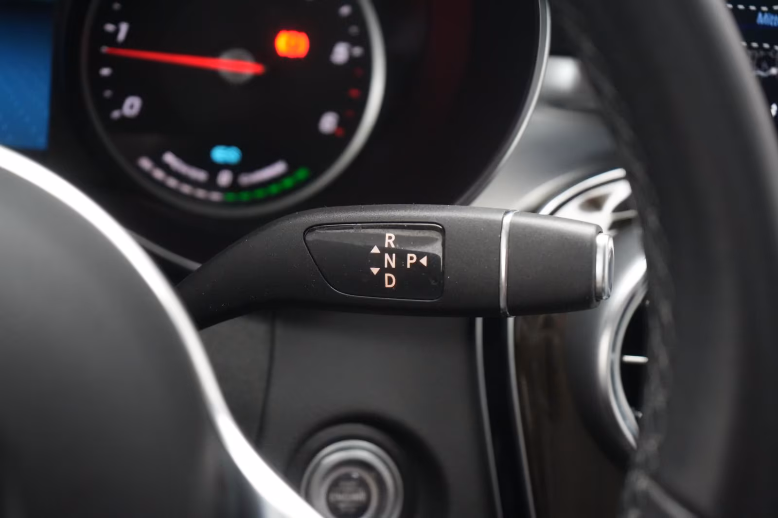 (B-702) Mercedes-Benz GLC 300 de 4Matic 9G-Tronic Temp/360Kamera/Carpl - Image 18