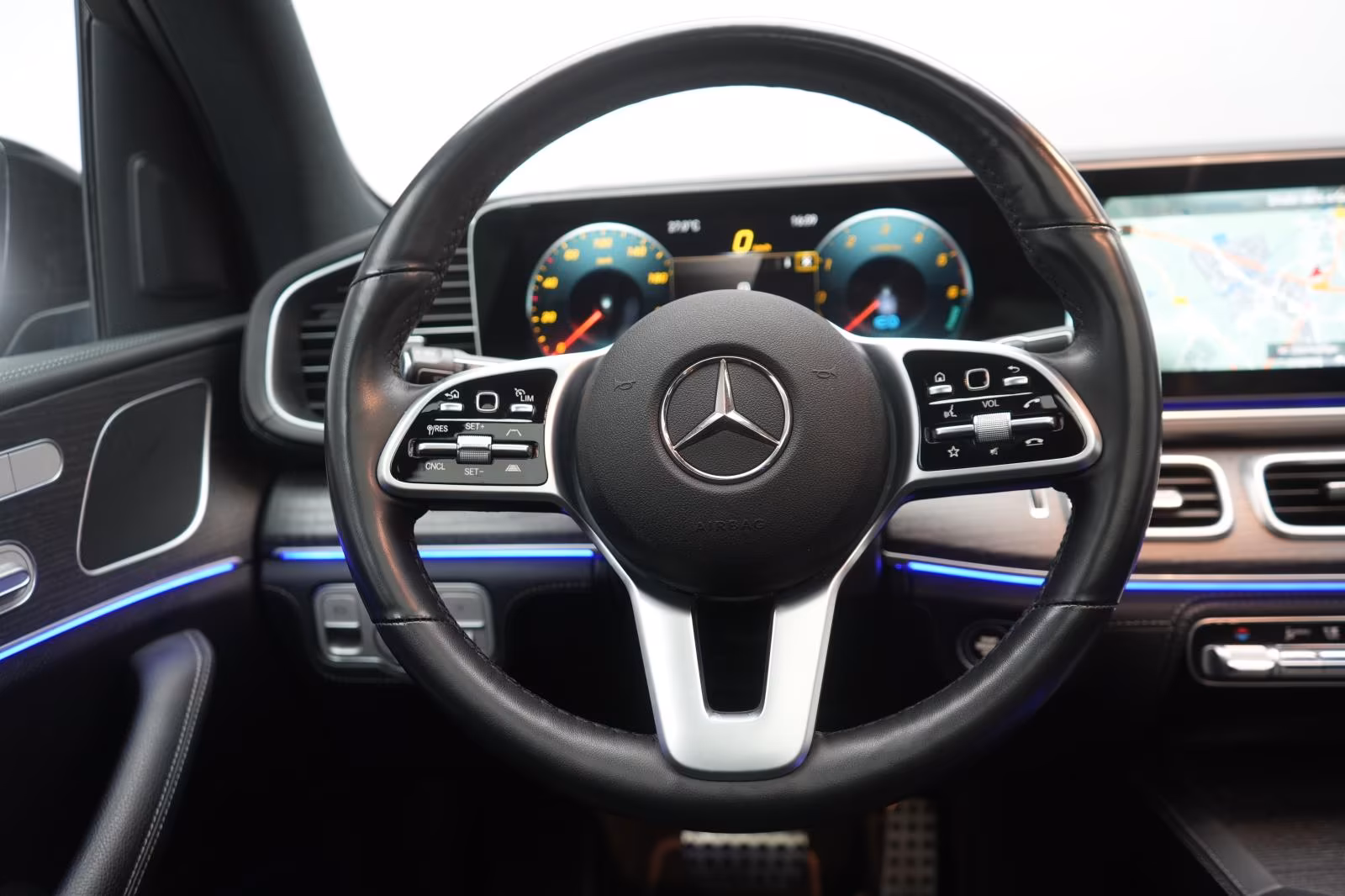 (B-460) Mercedes-Benz(Hybrid) GLE 350 de 4Matic 9G-Tronic AMG Distronic/HUD/Ka - Image 16