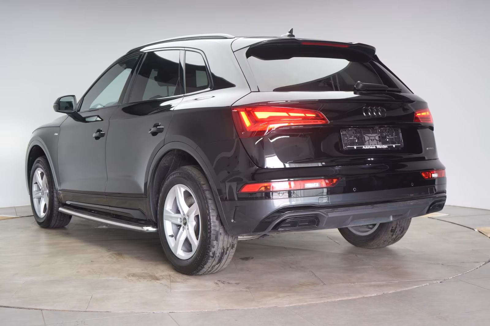 (B-709) Audi Q5 40 TDI quattro S Line ACC/Kamera/Virtual/AHK/ - Image 4