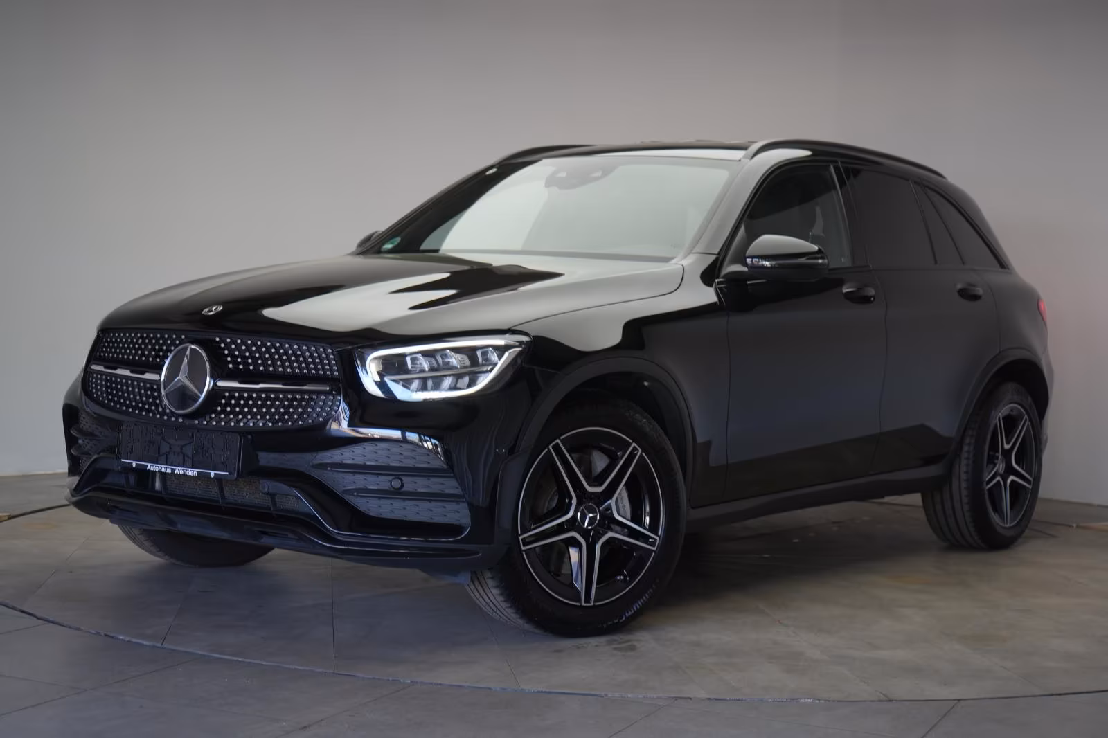 (B-575) Mercedes-Benz GLC 220 d 4Matic 9G-Tronic AMG Distronic/Kamer - Image 3