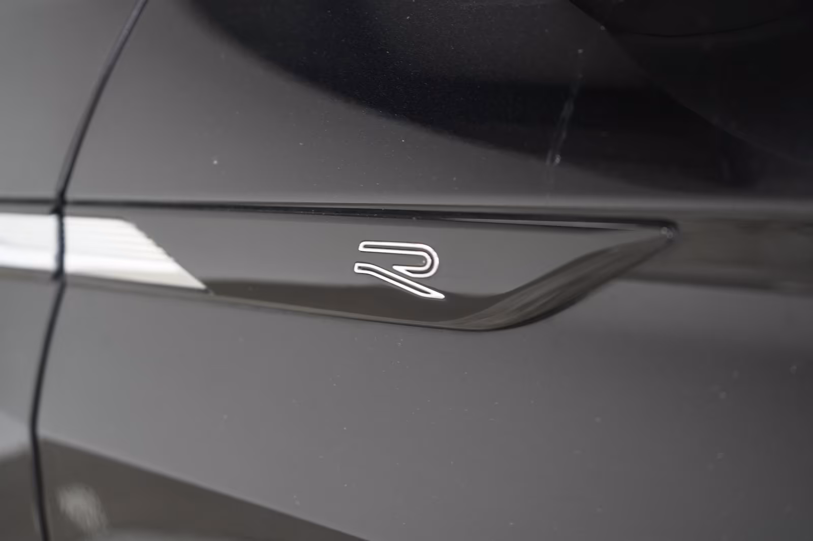 (B-374) Volkswagen Tiguan Allspace 2.0 TDI 4Motion DSG R line Navi/ - Image 21