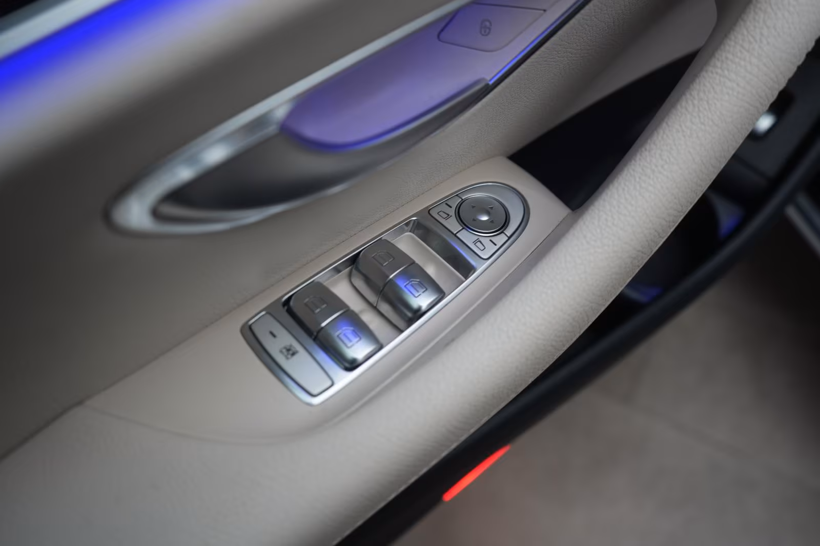 (B-541) Mercedes-Benz E 220 d T 9G-Tronic Navi/Temp/Kamera/AHK/ - Image 24