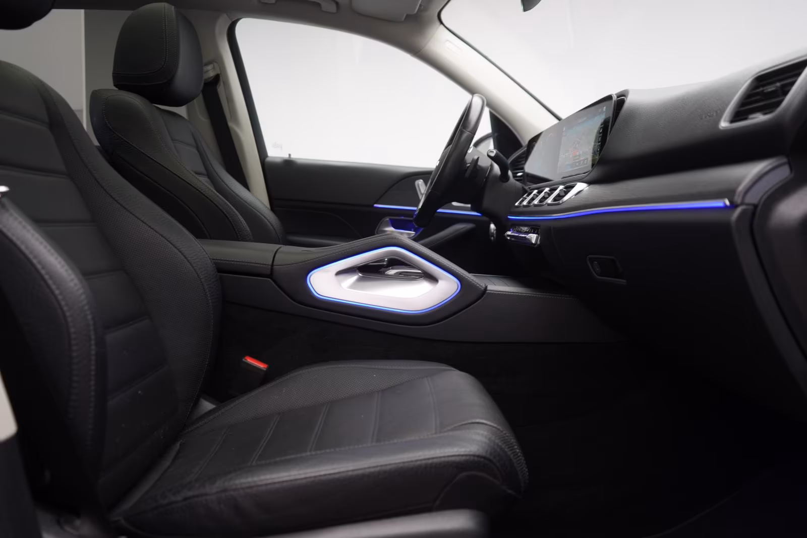 (B-696) Mercedes-Benz(Hybrid) GLE 350 de 4Matic 9G-Tronic AMG Leder/Distroni - Image 9
