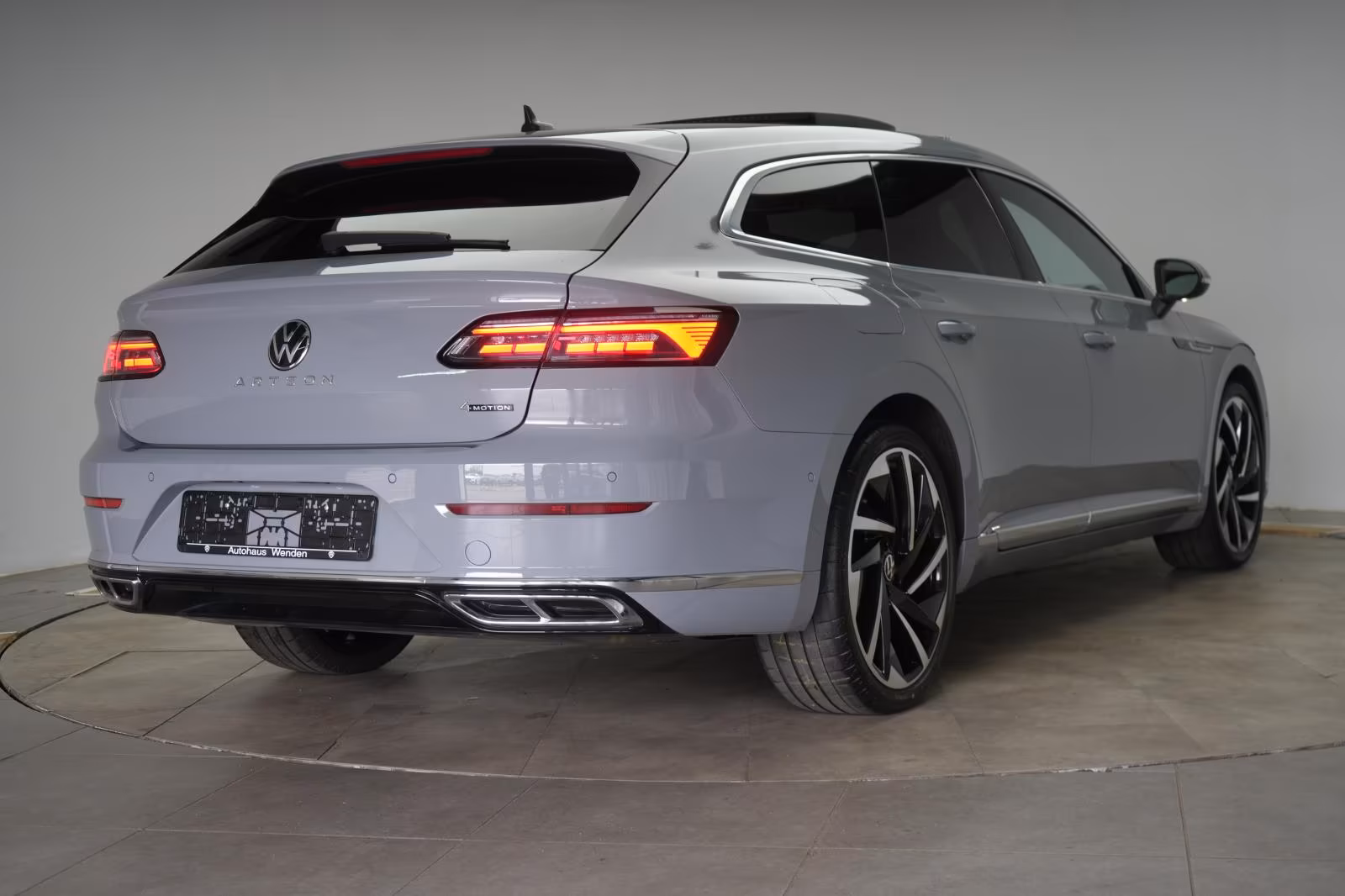 (B-605) Volkswagen Arteon Shooting Brake 2.0 TDI 4Motion DSG R-Line - Image 5