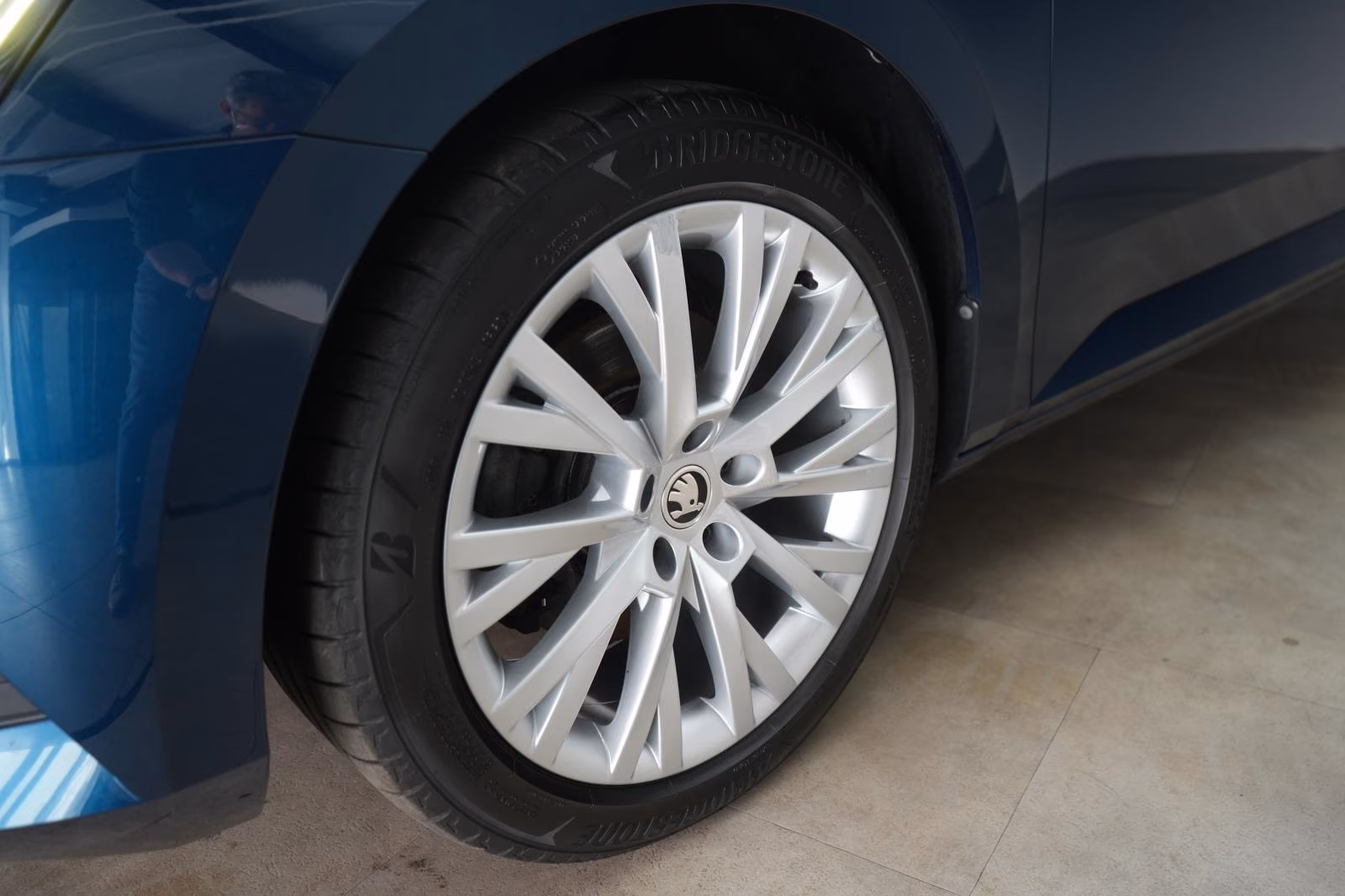 (B-630) Skoda Superb Combi 2.0 TDI DSG Style Kamera/ACC/LED/Na - Image 24