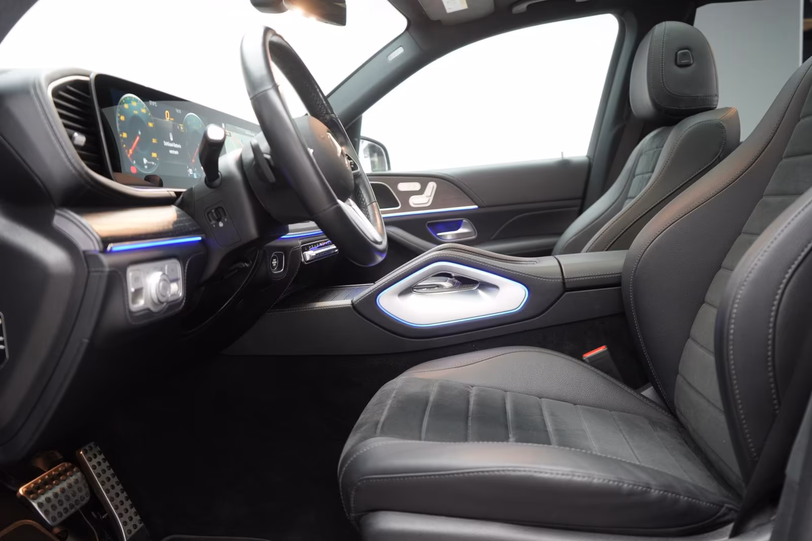 (B-460) Mercedes-Benz(Hybrid) GLE 350 de 4Matic 9G-Tronic AMG Distronic/HUD/Ka - Image 6