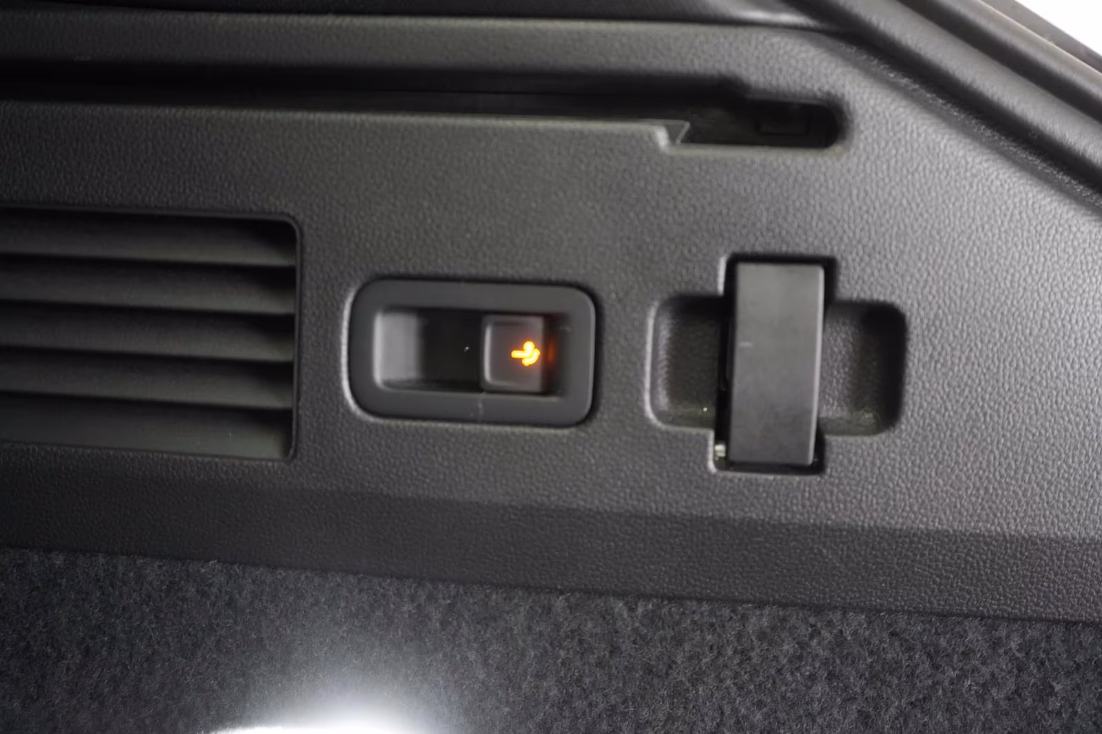 (B-013) Volkswagen Arteon Shooting Brake R 2.0 TSI 4Motion DSG Lede - Image 26