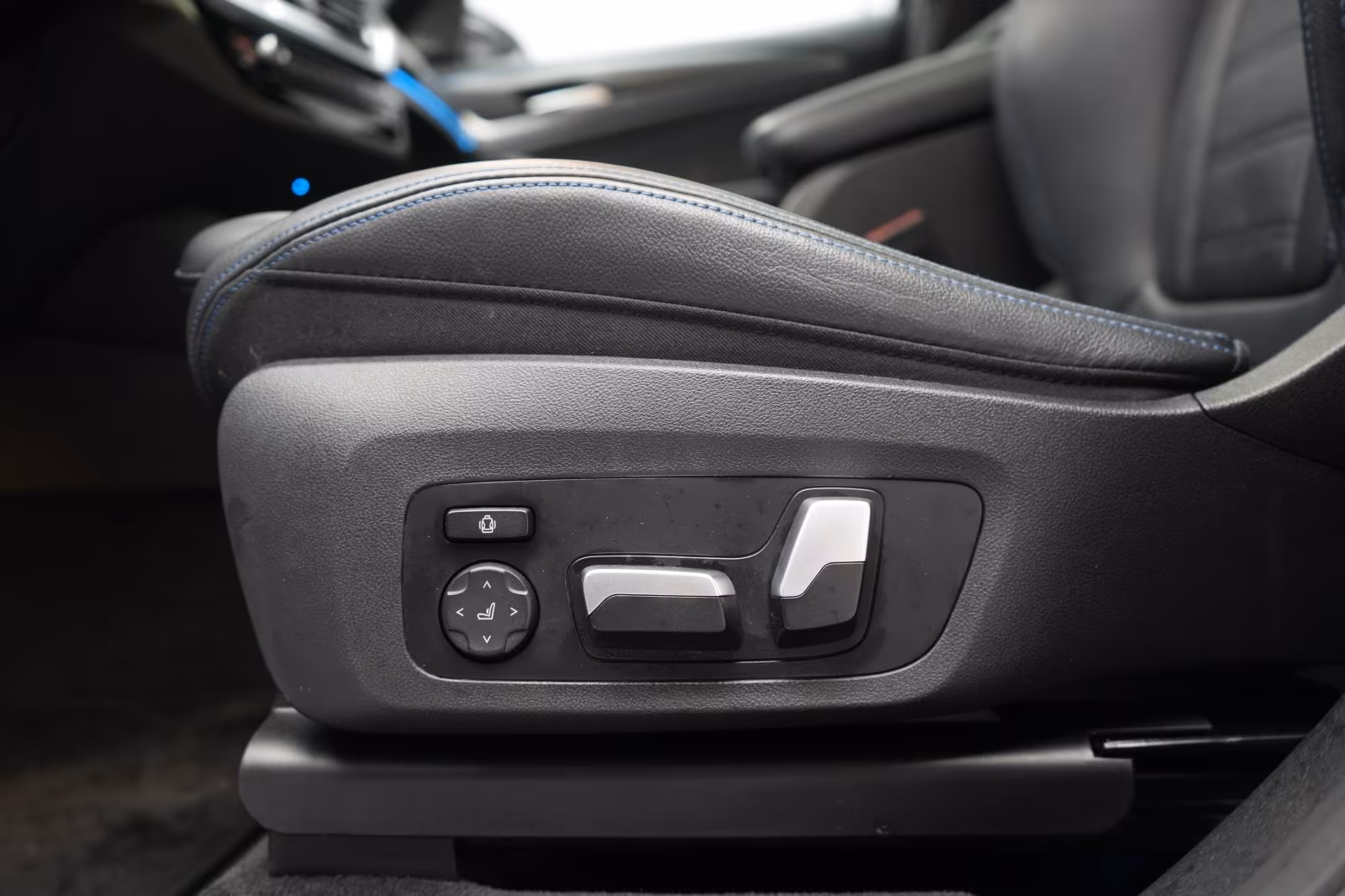 (B-421) BMW iX3 Impressive M Sport Leder/ACC/Kamera/Virtual/ - Image 25