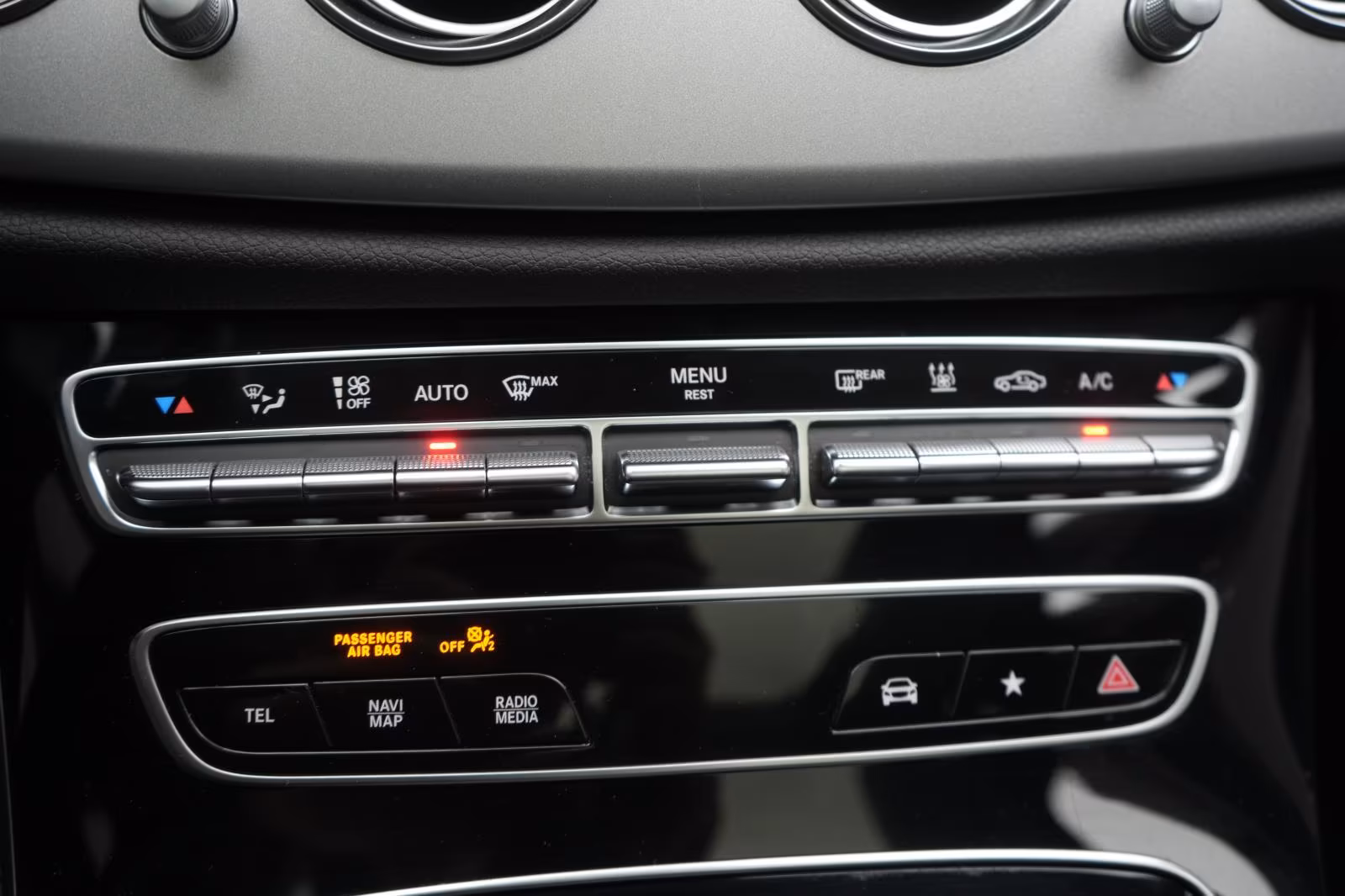(B-378) Mercedes-Benz(Hybrid) E 300 e T 9G-Tronic Navi/Temp/Kamera/Pano/ - Image 21