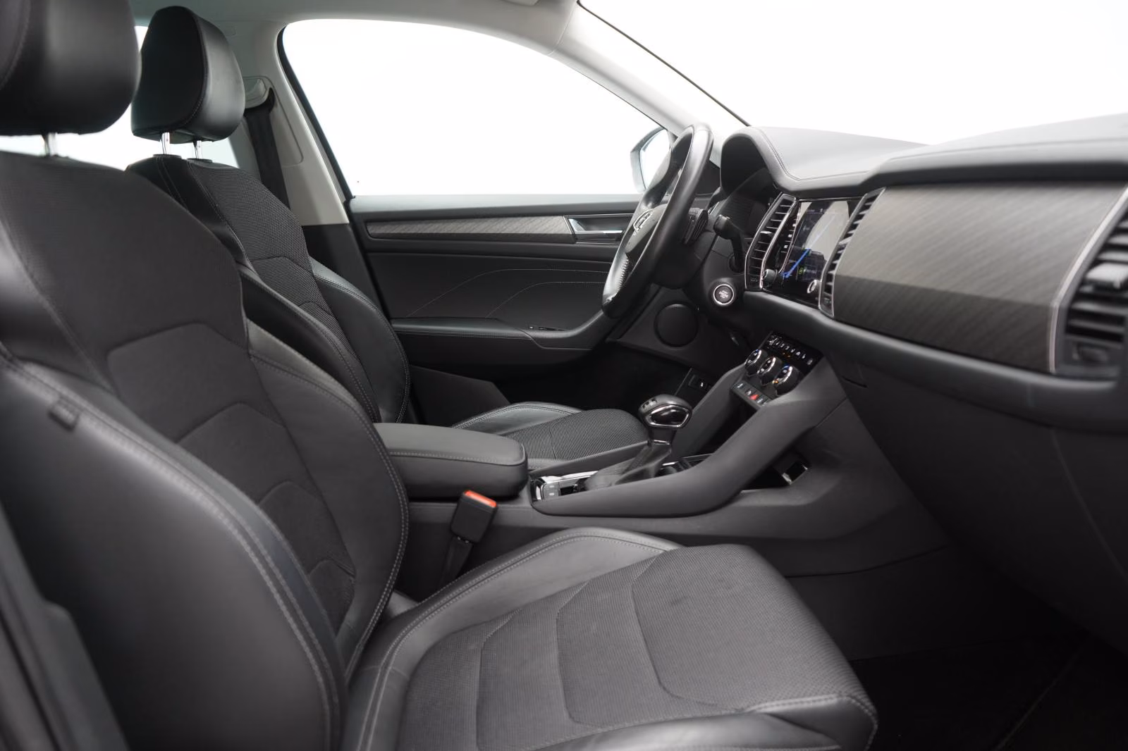 (B-056) Skoda Kodiaq 2.0 TDI 4x4 DSG Style ACC/Kamera/Virtual/ - Image 9