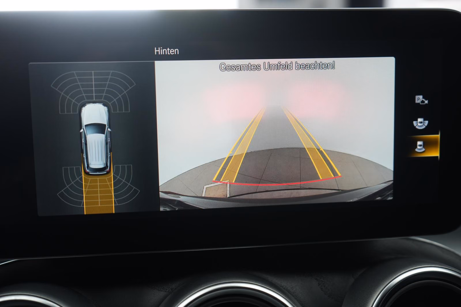 (B-515) Mercedes-Benz(Hybrid) GLC 300 de 4Matic 9G-Tronic AMG CarPlay/Tem - Image 20