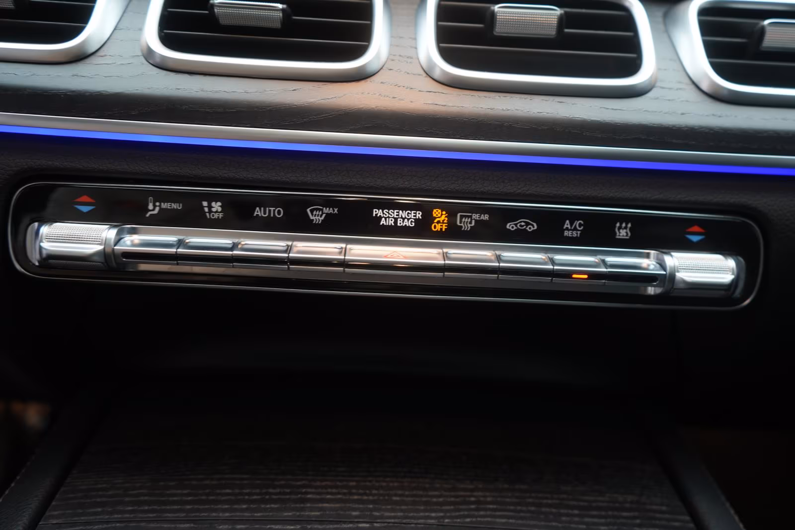 (B-741) Mercedes-Benz(Hybrid) GLE 350 de 4Matic 9G-Tronic AMG Leder/Distroni - Image 18