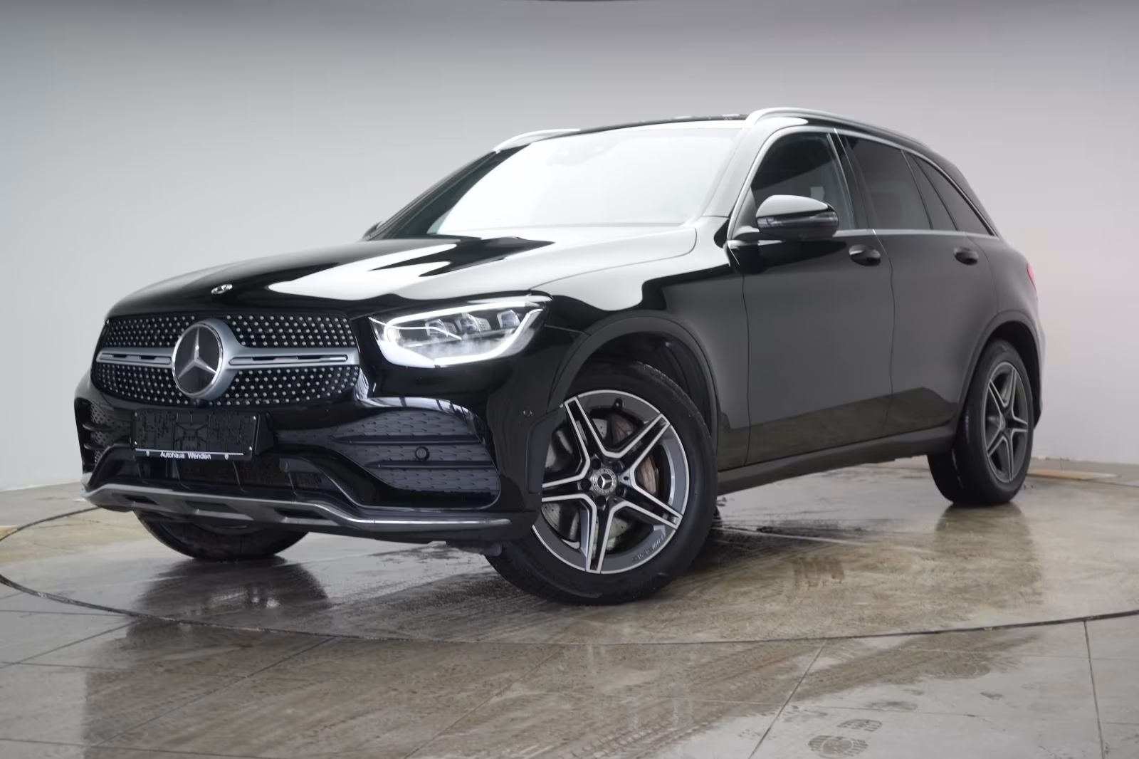 (B-248) Mercedes-Benz GLC 220 d 4Matic 9G-Tronic AMG Distronic/Kam - Image 3
