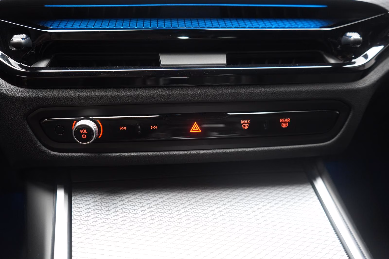 (B-062) BMW 320 d Touring M-Sport ACC/HUD/Kamera/Wide/CarPla - Image 23