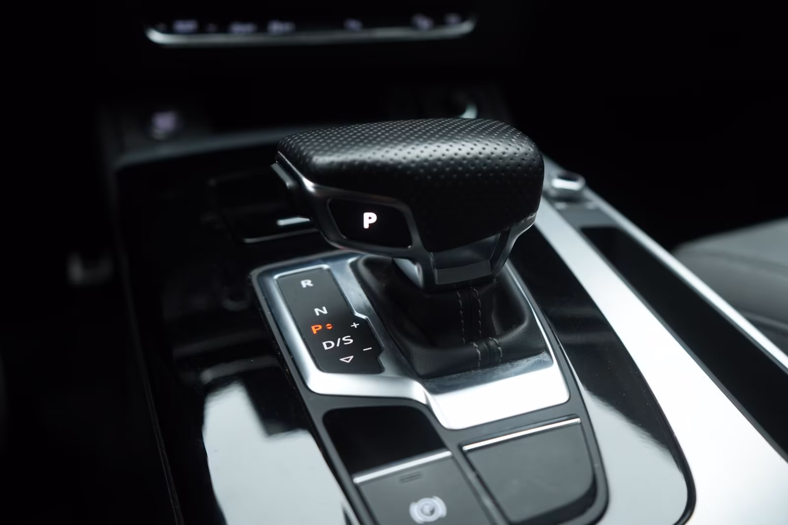 (B-709) Audi Q5 40 TDI quattro S Line ACC/Kamera/Virtual/AHK/ - Image 24