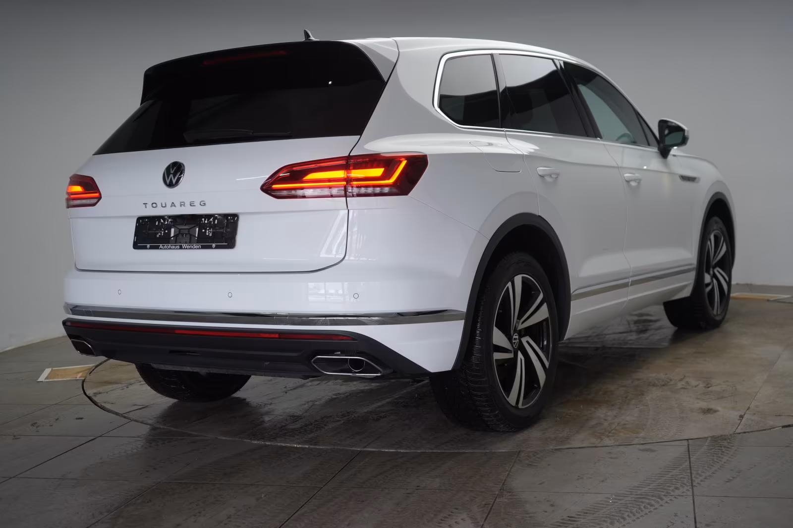 (B-446) Volkswagen Touareg 3.0 V6 TDI 4Motion Elegance Leder/AC - Image 5