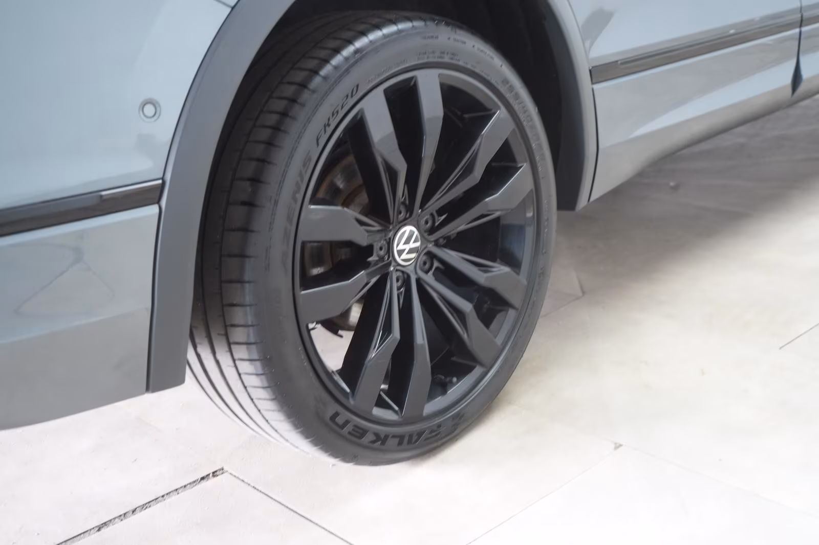 (B-443) Volkswagen Tiguan Allspace 2.0 TDI 4Motion DSG R-Line AHK/P - Image 22