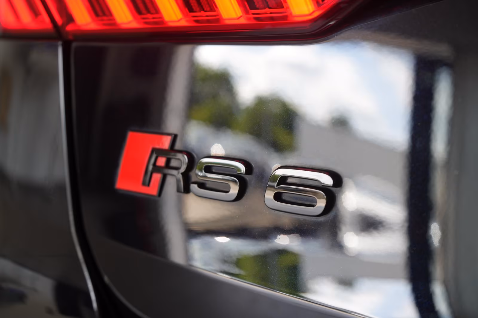 (B-455) Audi RS6 4.0 TFSI quattro B&O/Pano/HUD/Allradlenkung/ - Image 28