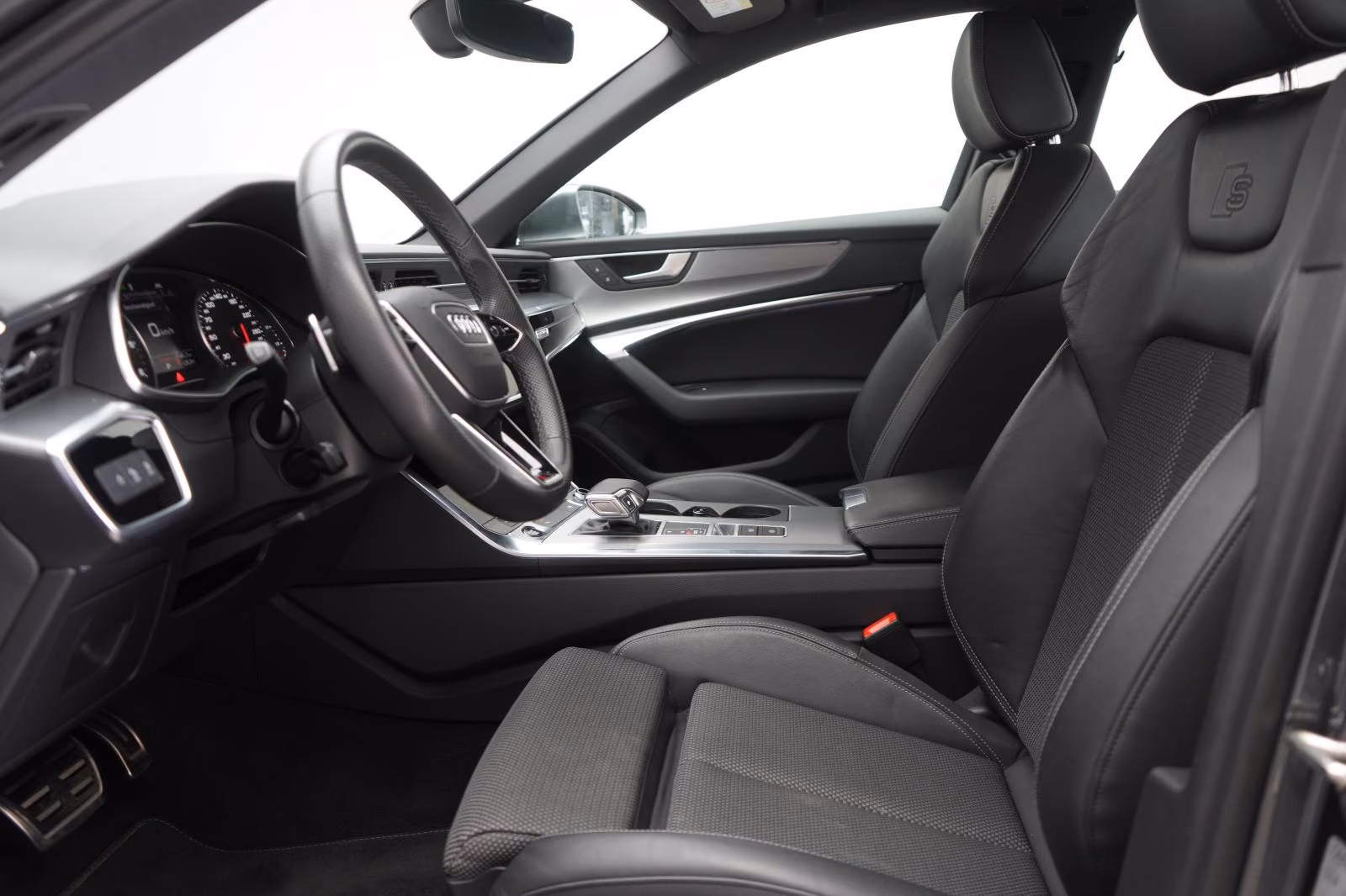 (B-531) Audi A6 40 TDI quattro S-Line ACC/STHZ/AHK/Lane/Navi/ - Image 6