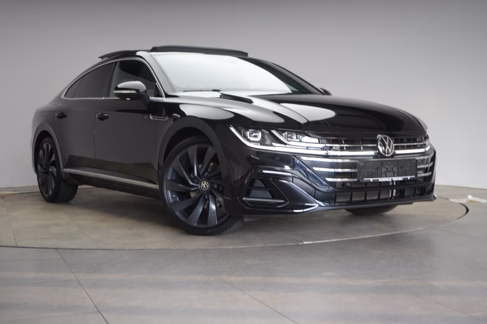 (B-546) Volkswagen Arteon 2.0 TDI 4Motion DSG R line Navi/Lede - Image 1