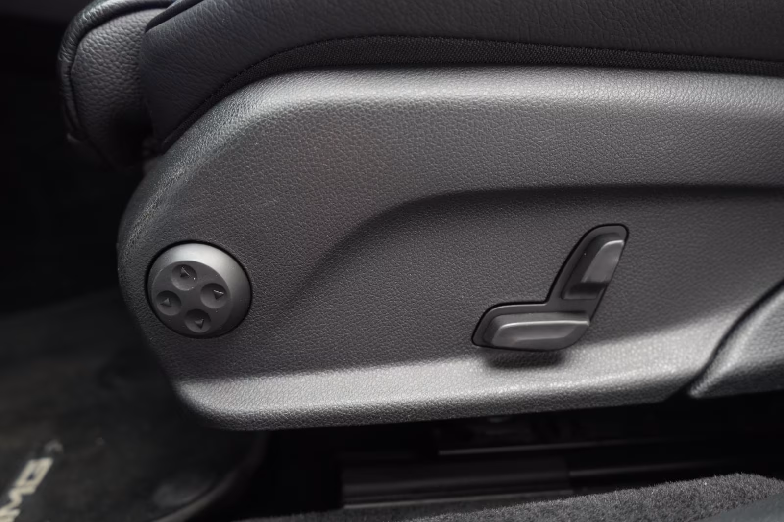 (B-356) Mercedes-Benz E 300 d 4Matic 9G-Tronic AMG Leder/Temp/Kam - Image 19