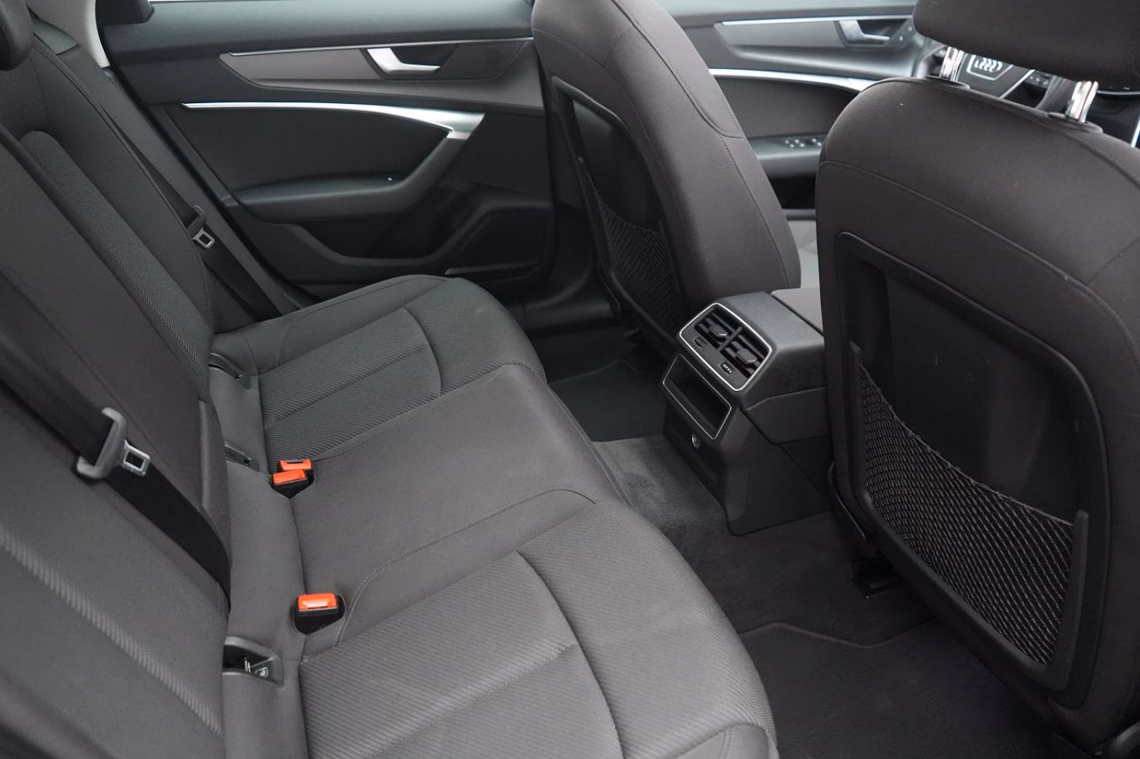 (B-127) Audi A6 40 TDI S tronic Temp/Kamera/Virtual/AHK/Pano/ - Image 9