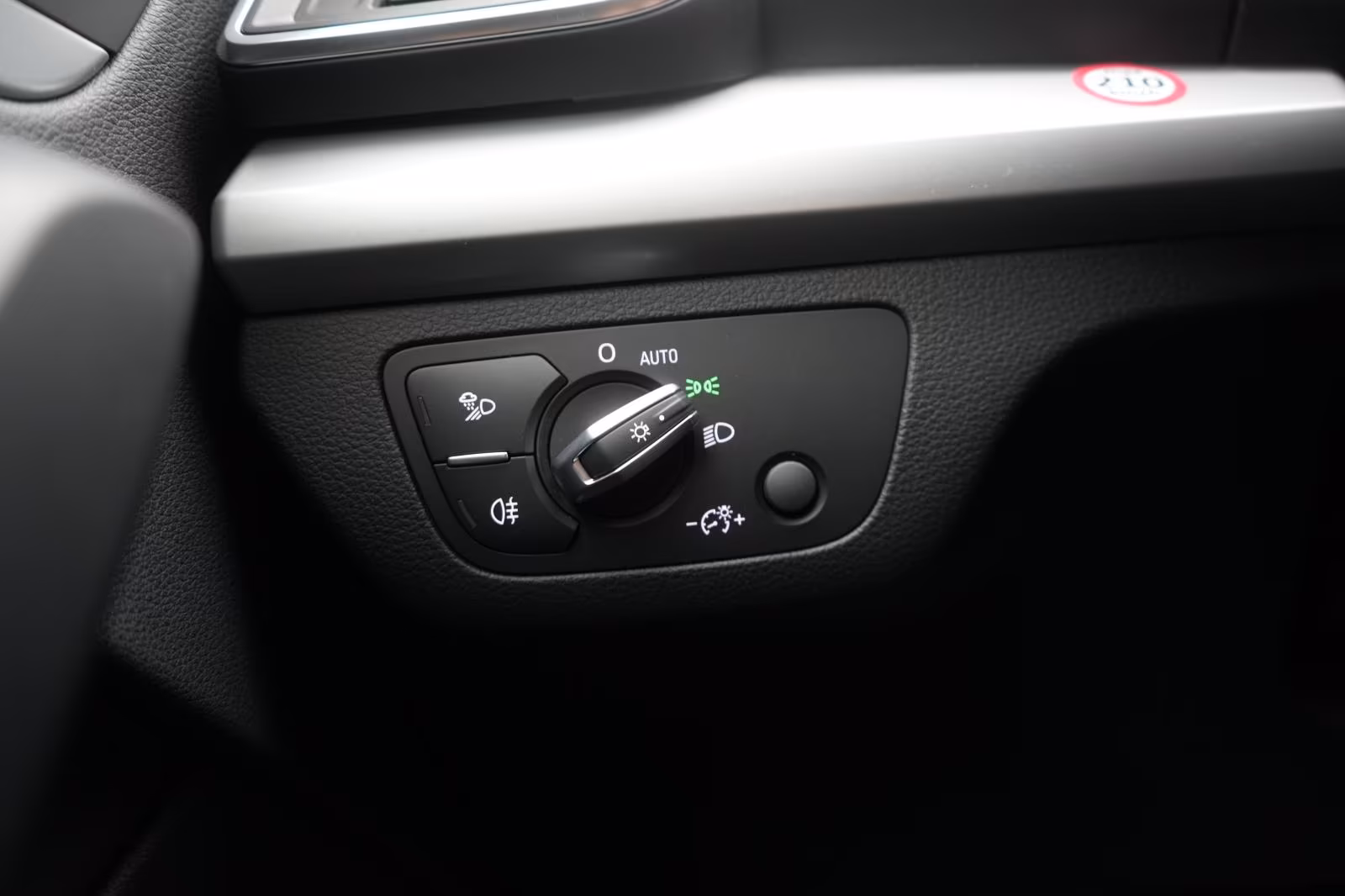 (B-431) Audi Q5(Hybrid) 50 TFSI e Quattro S-tronic Temp/Carplay/Kamer - Image 20