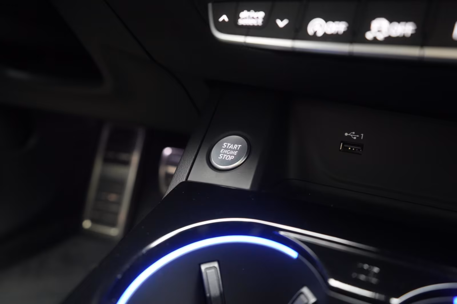 (B-593) Audi A4 40 TFSI S line ACC/Pano/Kamera/Matrix/B&O/Vir - Image 23