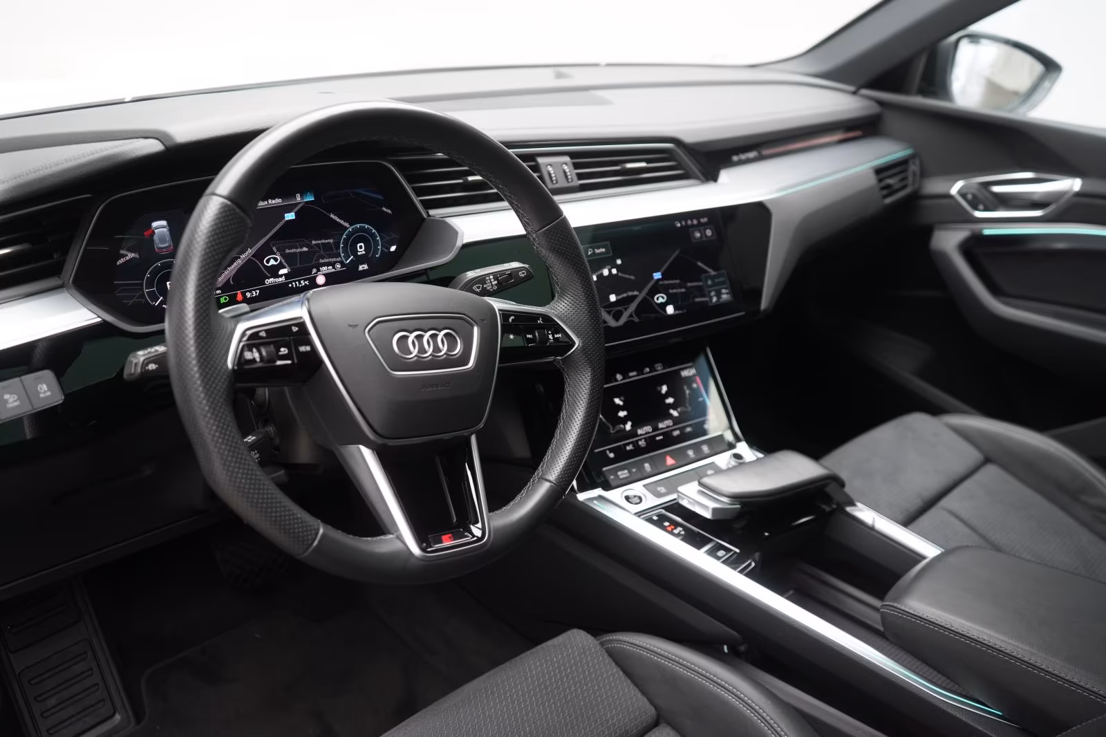 (B-506) Audi e-tron 55 quattro S line - Image 7