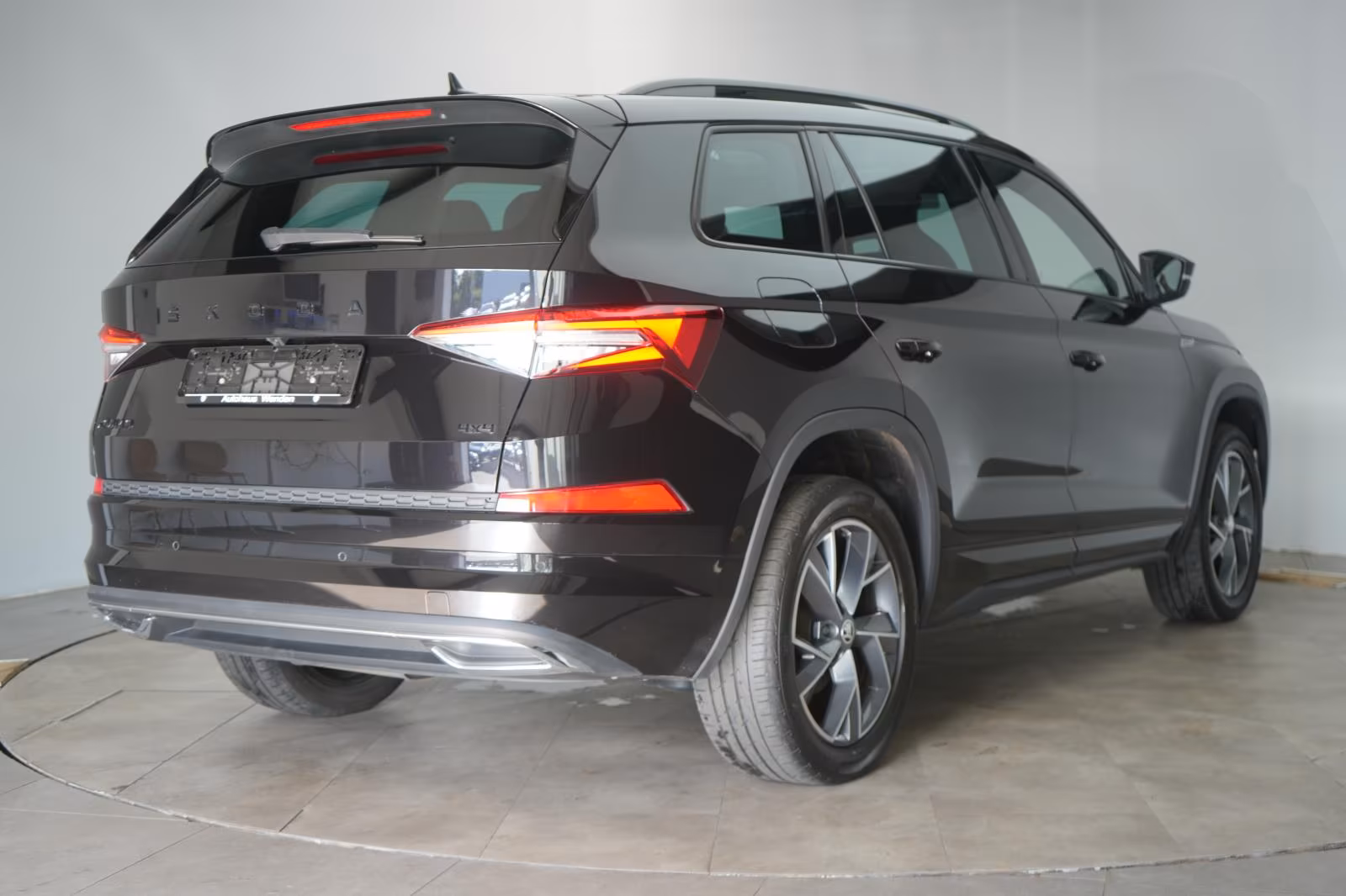 (B-225) Skoda Kodiaq 2.0 TDI 4x4 DSG Sportline ACC/Kamera/Virt - Image 5