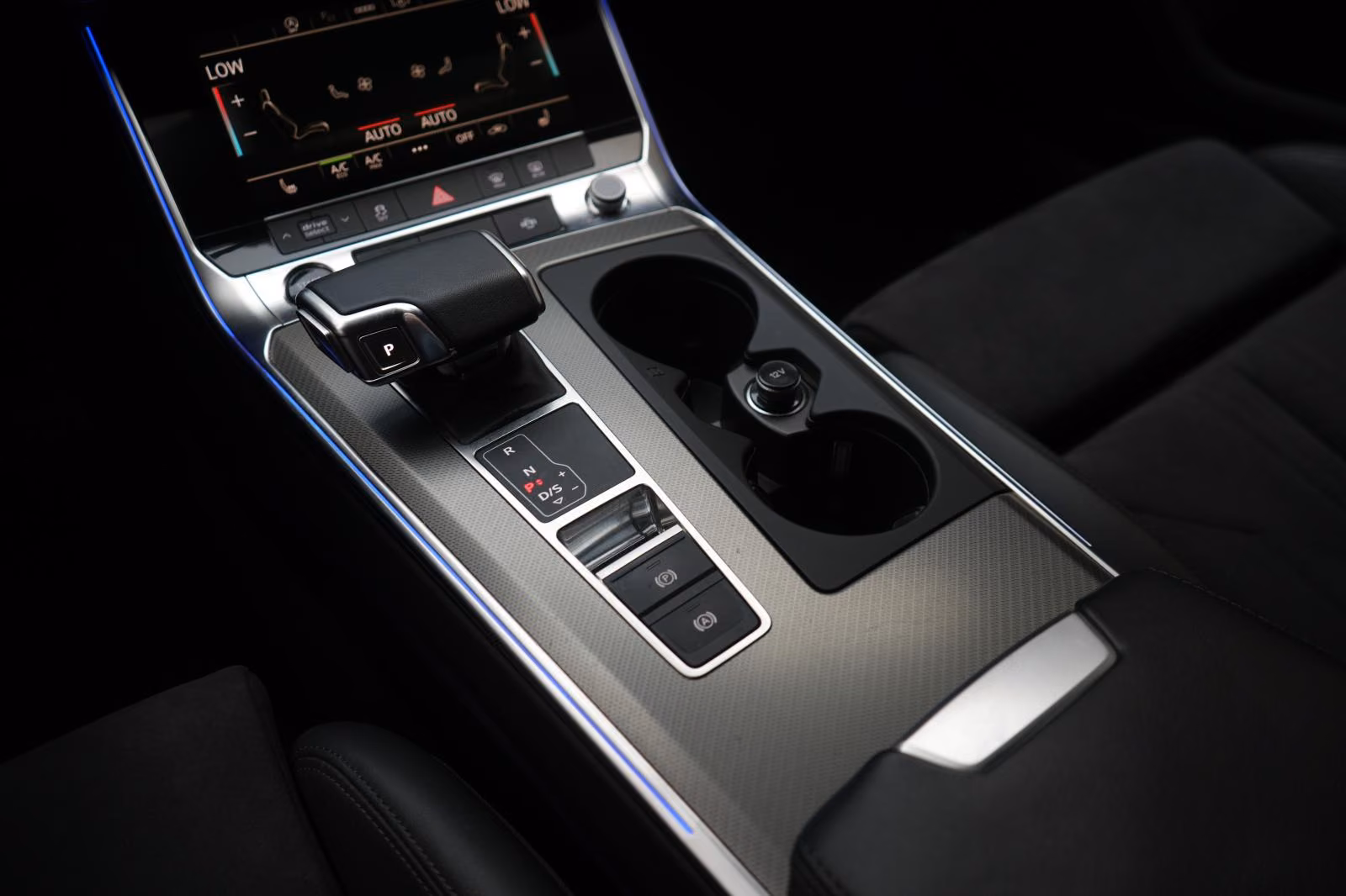 (B-747) Audi A6 Avant 40 TDI quattro S line Kamera/Alcantara - Image 24