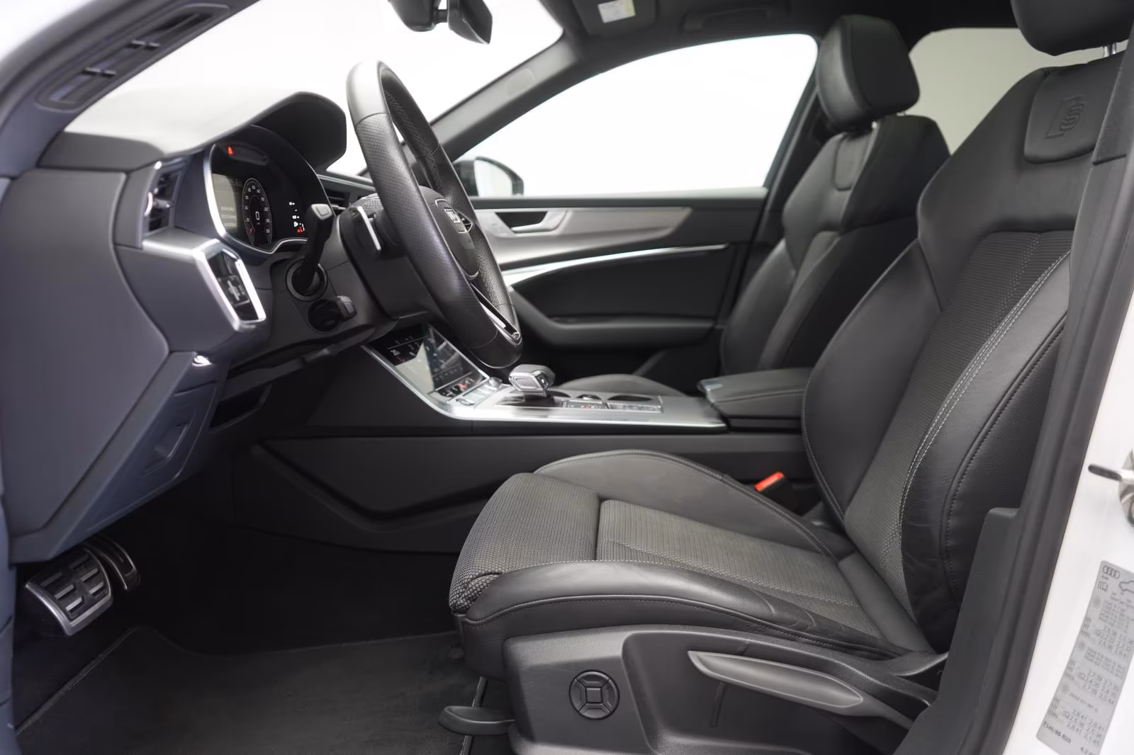 (B-102) Audi A6 40 TDI S tronic S line ACC/Kamera/Virtual/Pan - Image 6