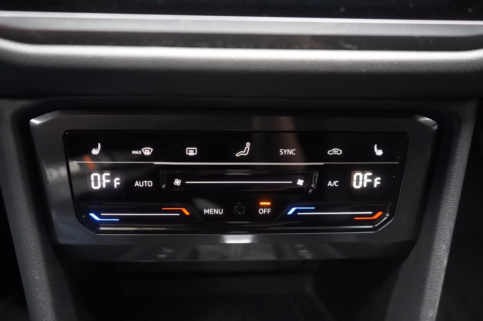 (B-606) Volkswagen Tiguan Allspace 2.0 TSI 4Motion DSG R-Line ACC/K - Image 20