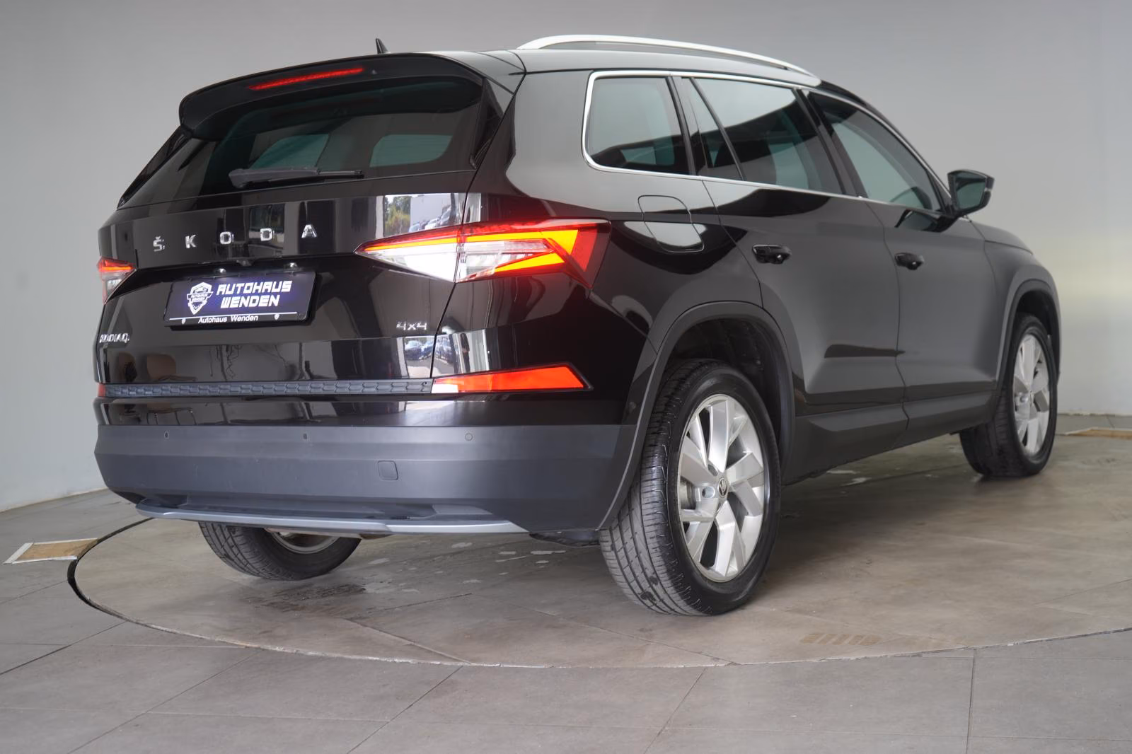 (B-056) Skoda Kodiaq 2.0 TDI 4x4 DSG Style ACC/Kamera/Virtual/ - Image 5