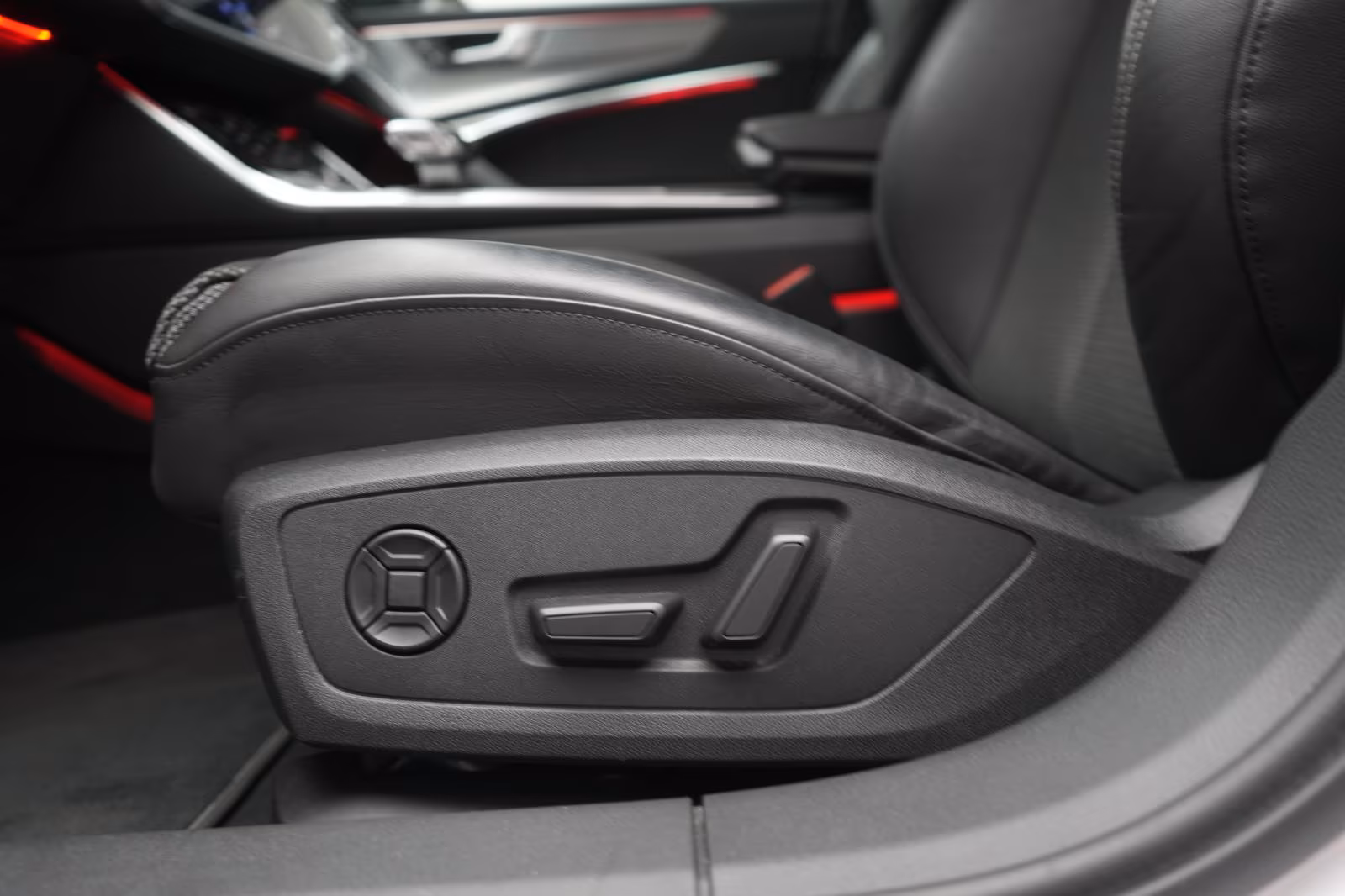 (B-109) Audi A6 45 TDI quattro S tronic S line CarPlay/Temp/K - Image 23