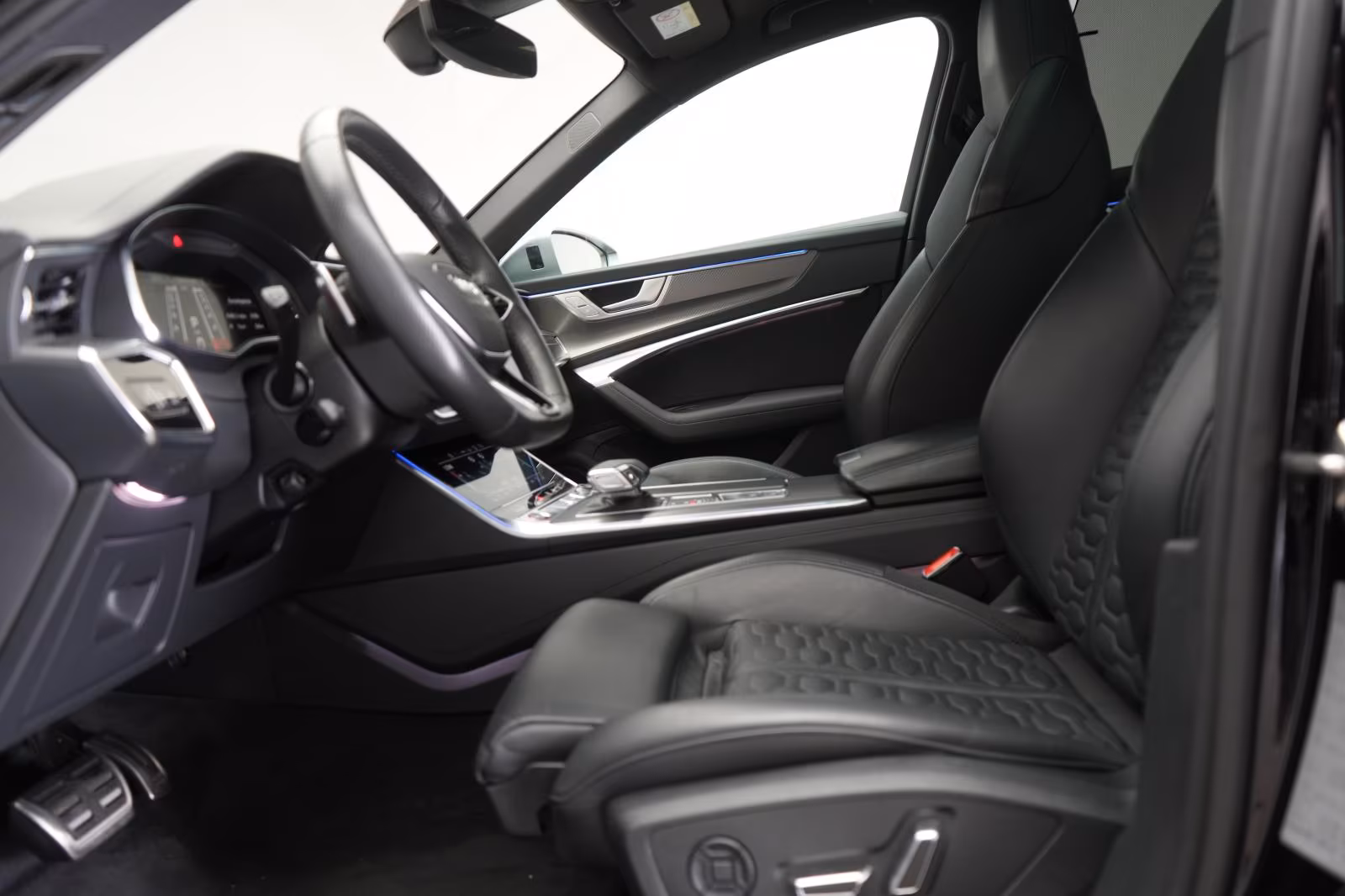 (B-455) Audi RS6 4.0 TFSI quattro B&O/Pano/HUD/Allradlenkung/ - Image 6