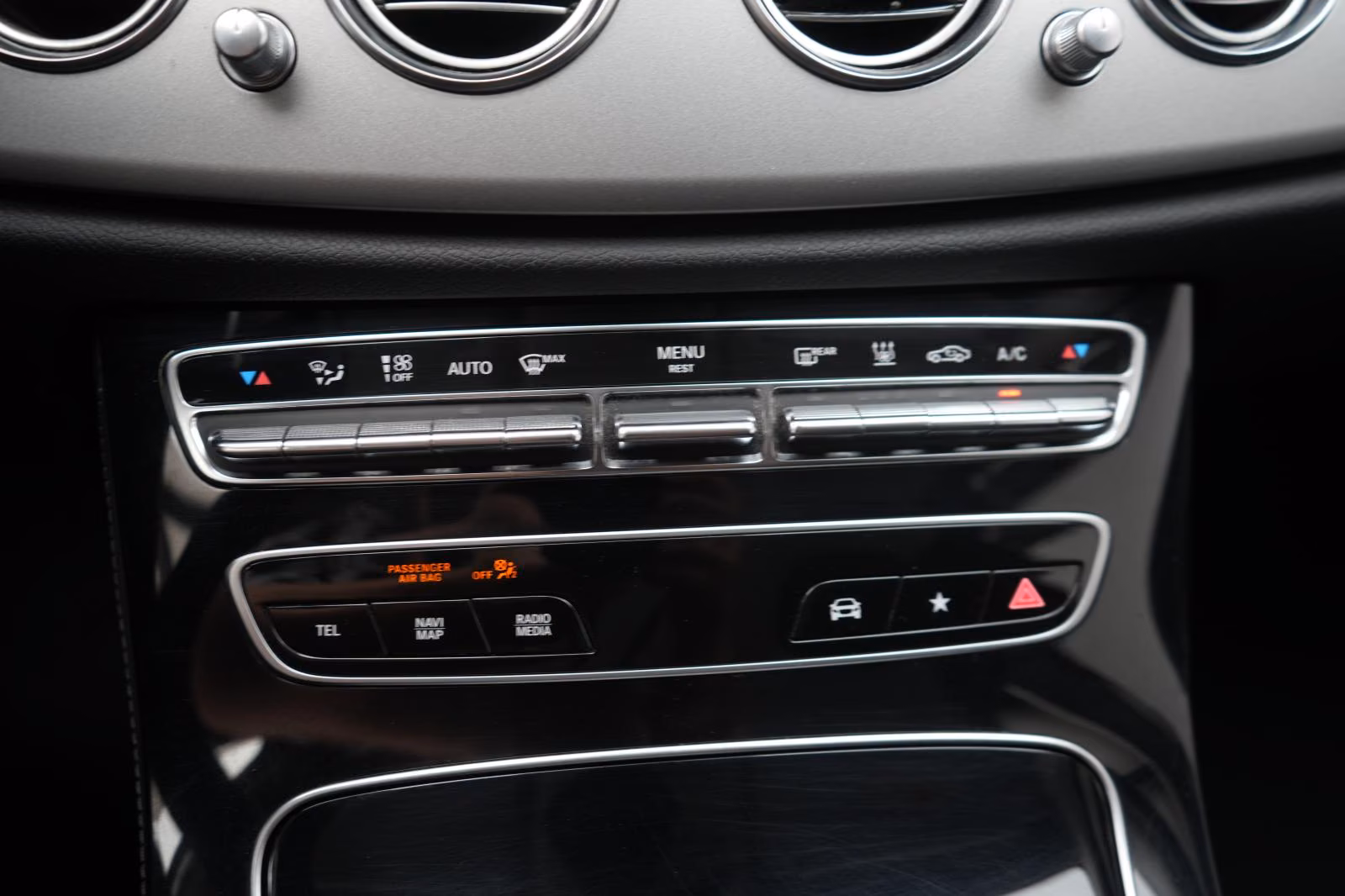 (B-250) Mercedes-Benz E 220 d 4Matic T 9G-Tronic Distronic/Kamera/Burm - Image 22