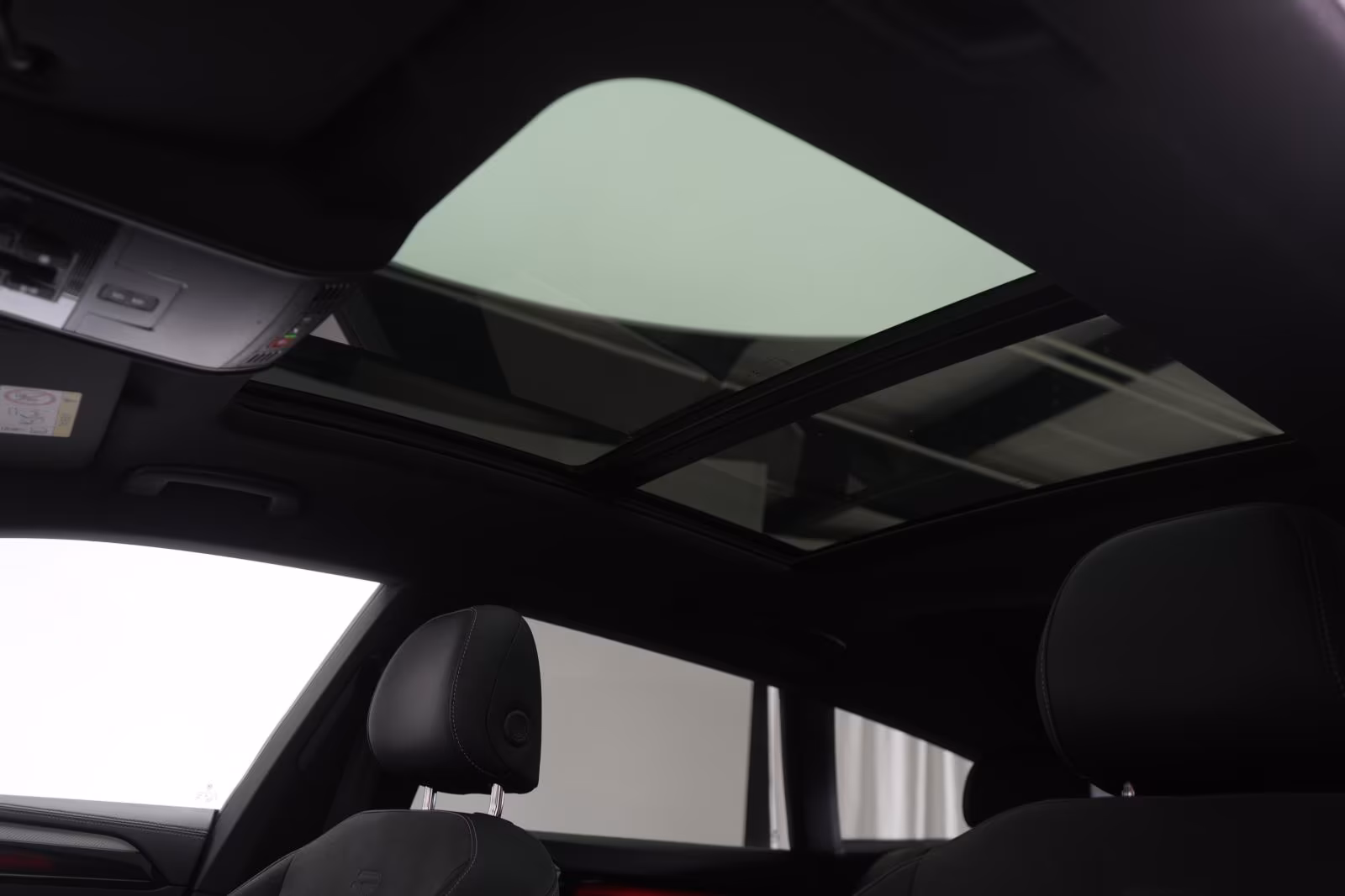 (B-066) Volkswagen Arteon Shooting Brake 2.0 TDI DSG R-Line ACC/Kam - Image 12